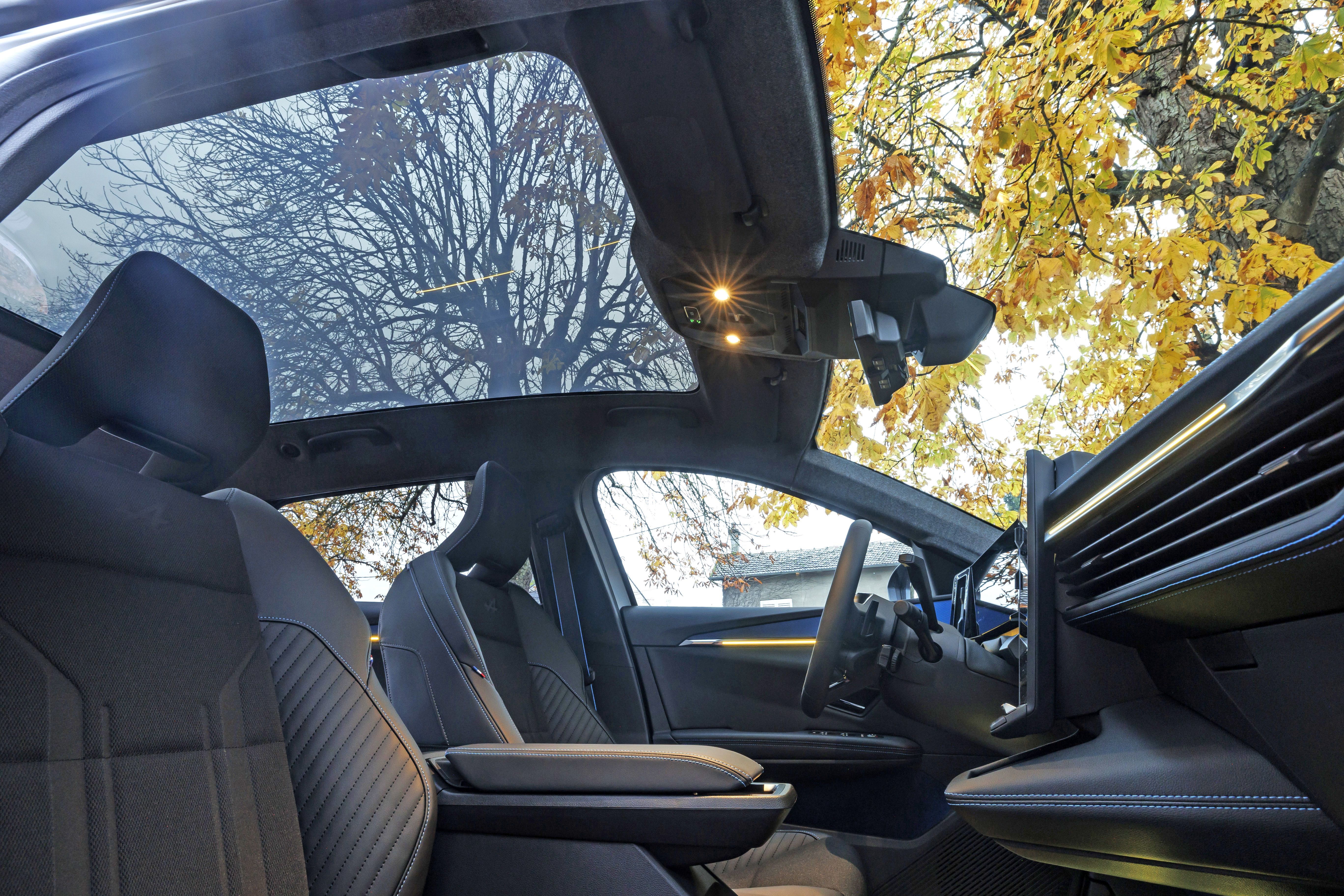 Renault Scenic E-Tech 2024