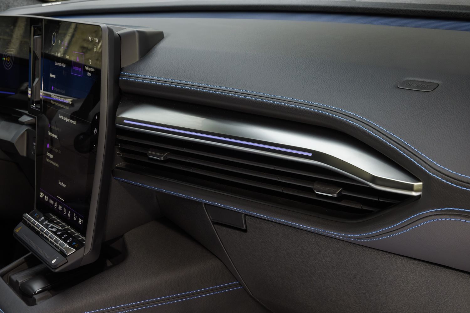 Renault Scenic E-Tech 2024