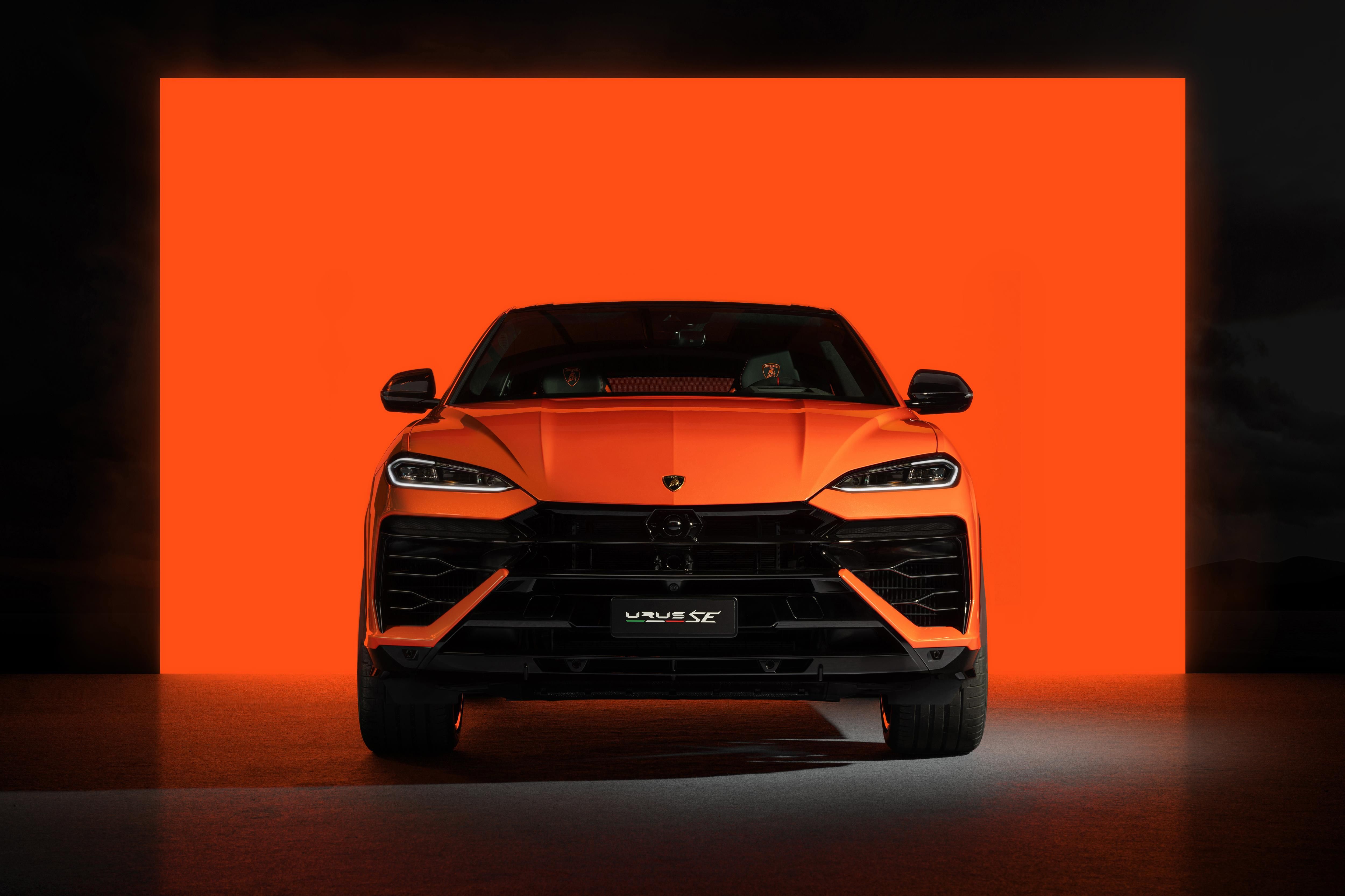 Lamborghini Urus SE 2024