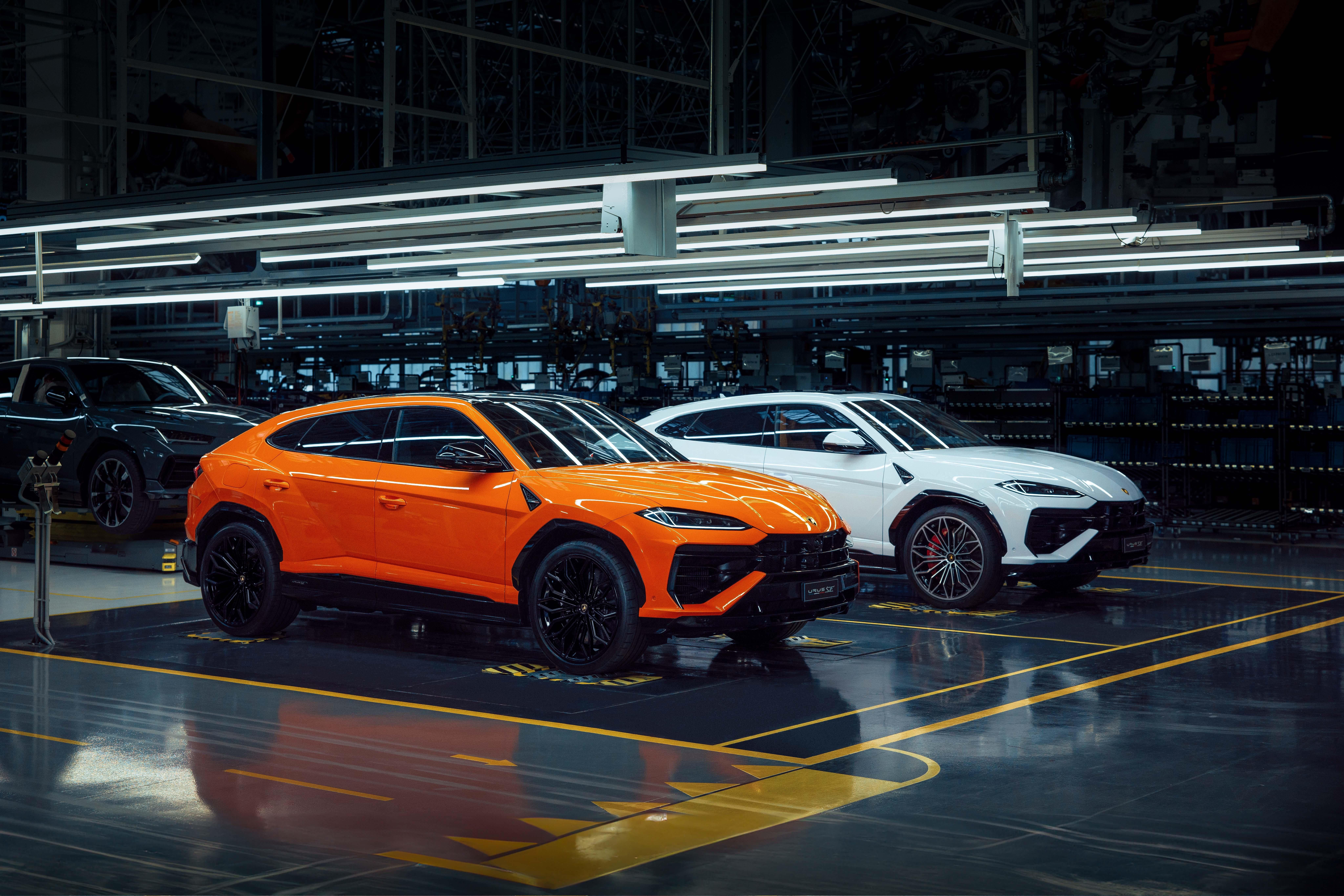 Lamborghini Urus SE 2024