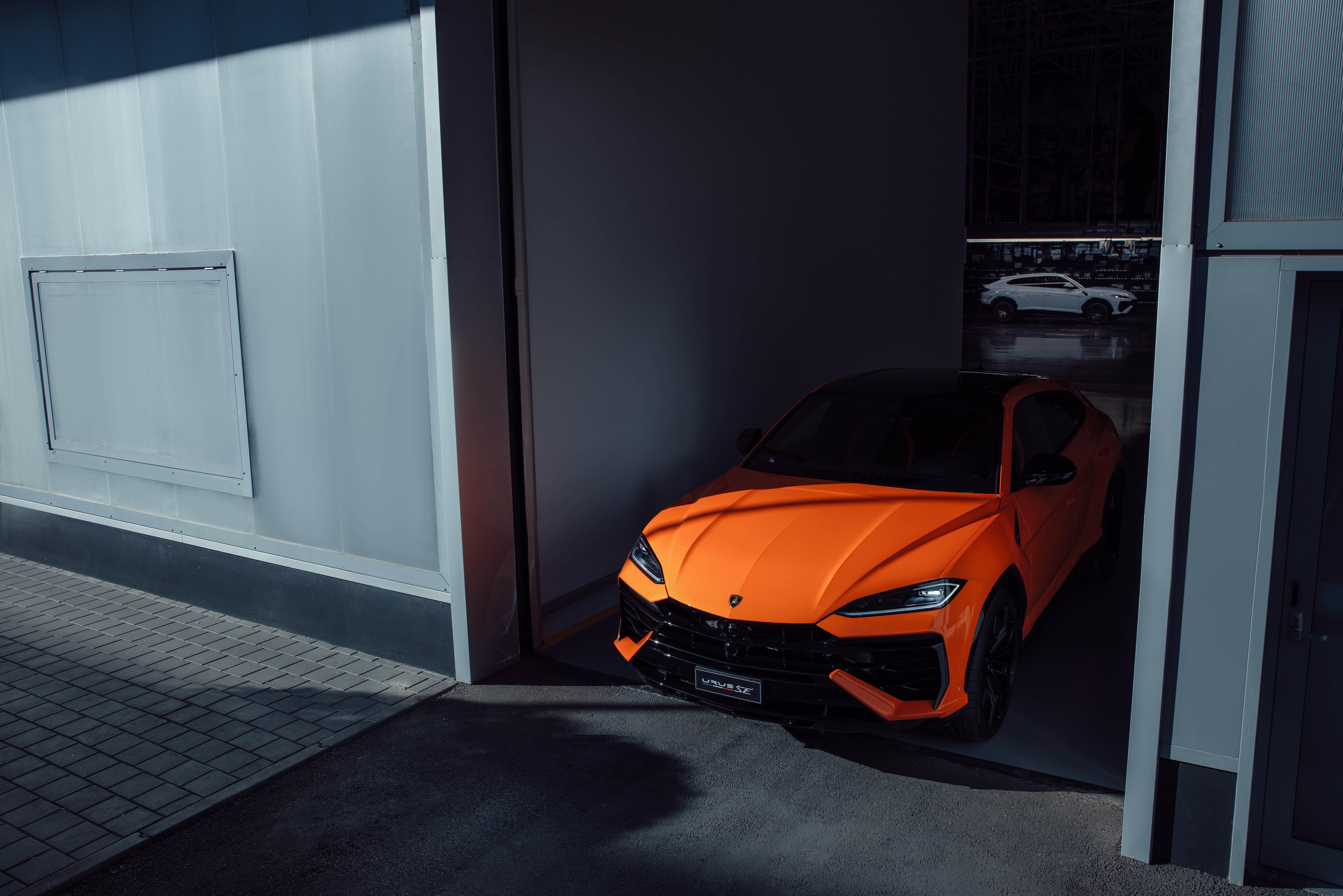Lamborghini Urus SE 2024