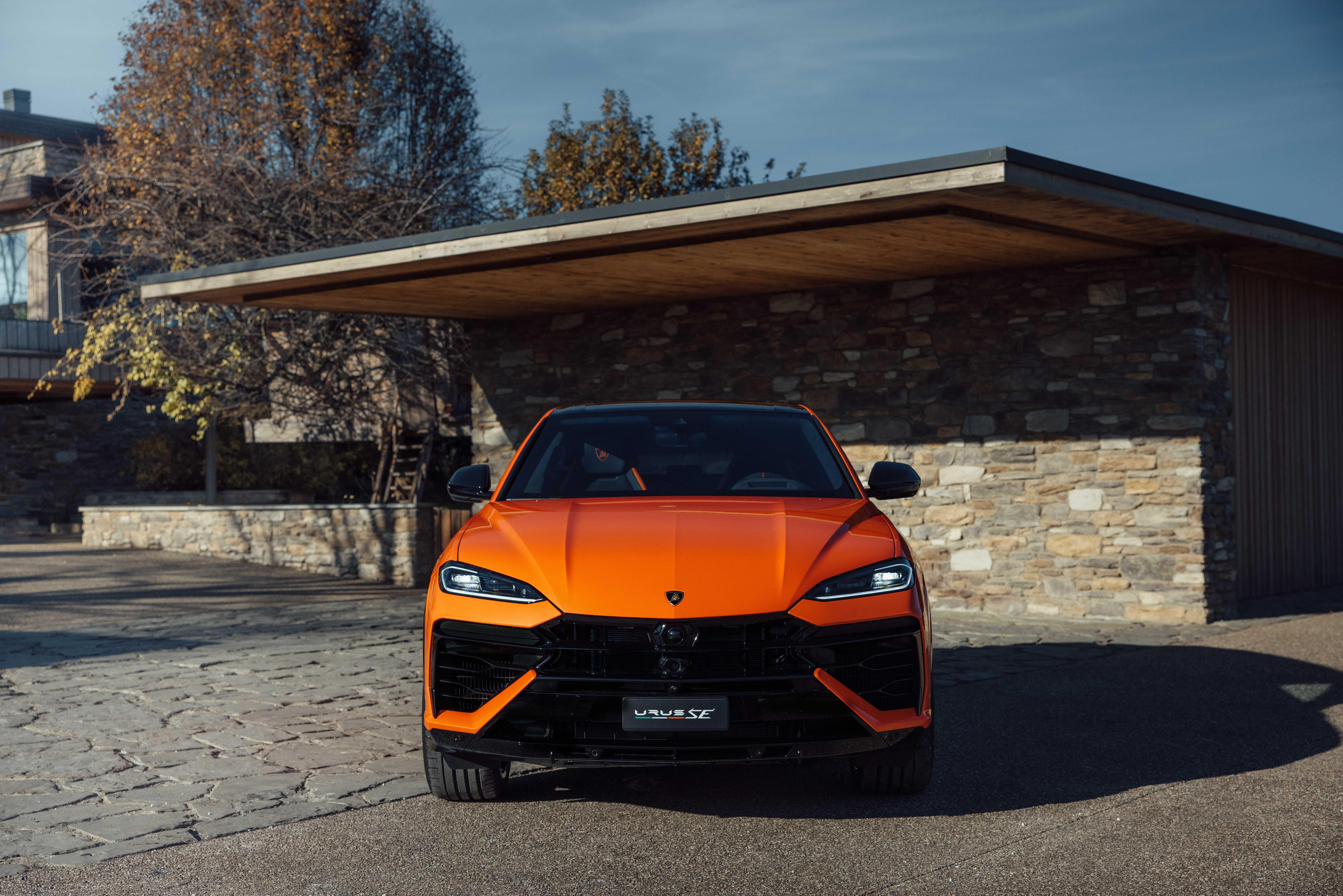 Lamborghini Urus SE 2024