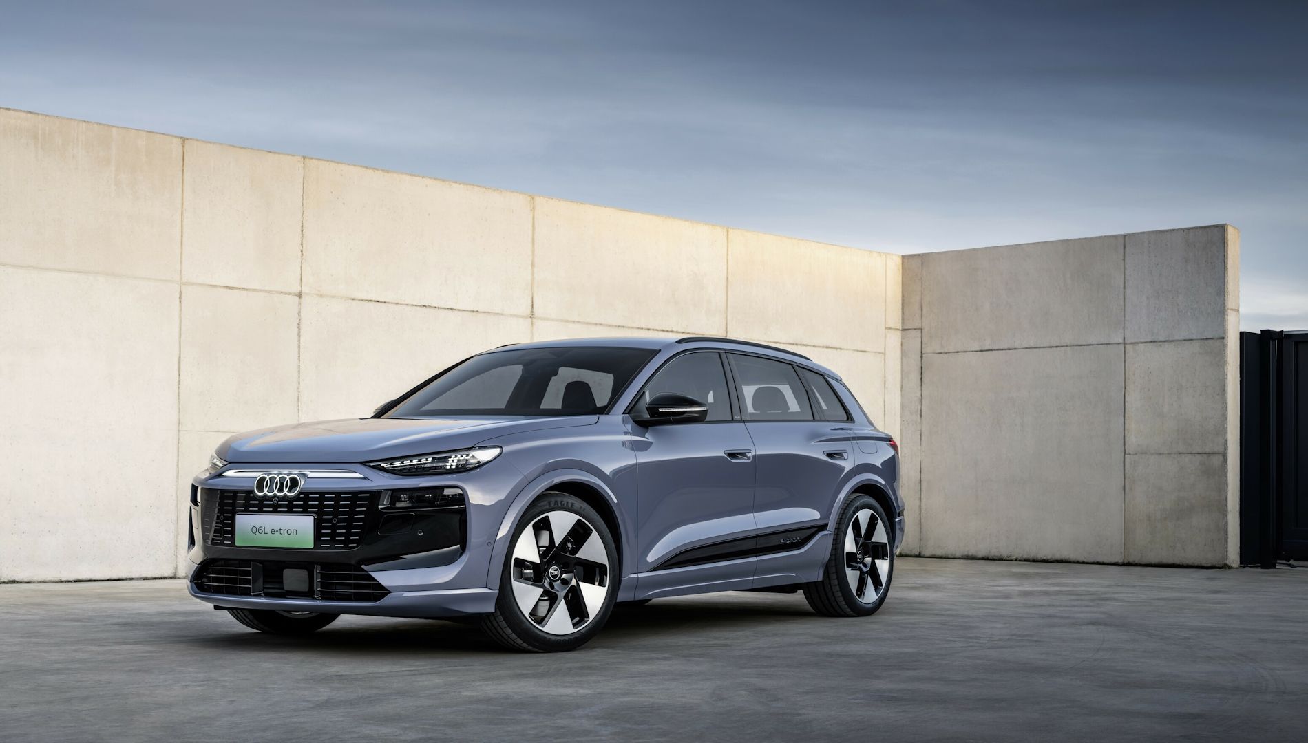 Audi desvela el nuevo Q6L e tron, una versión alargada de su nuevo SUV