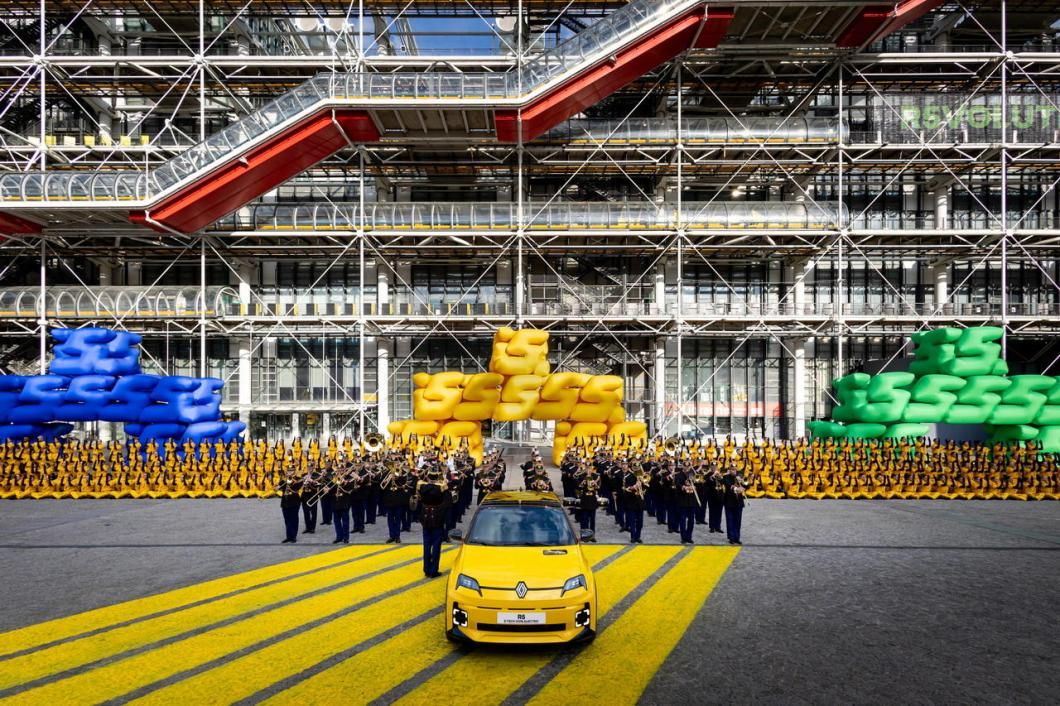 Renault presenta al público en primicia el nuevo R5