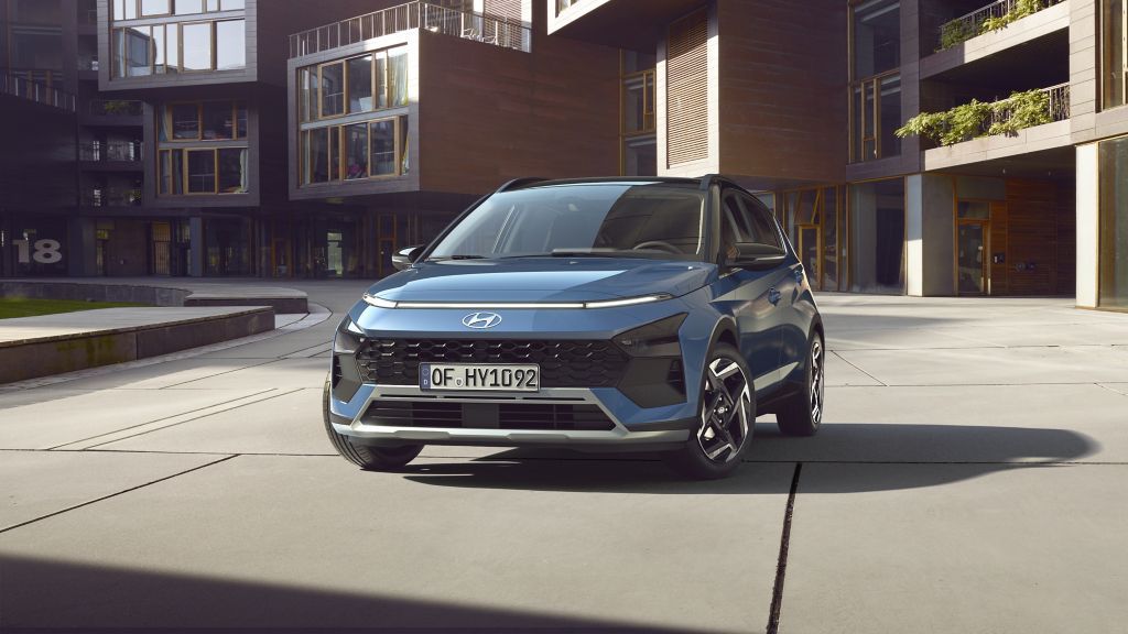 Hyundai actualiza el SUV Bayon con un diseño que le acerca al exitoso Kona