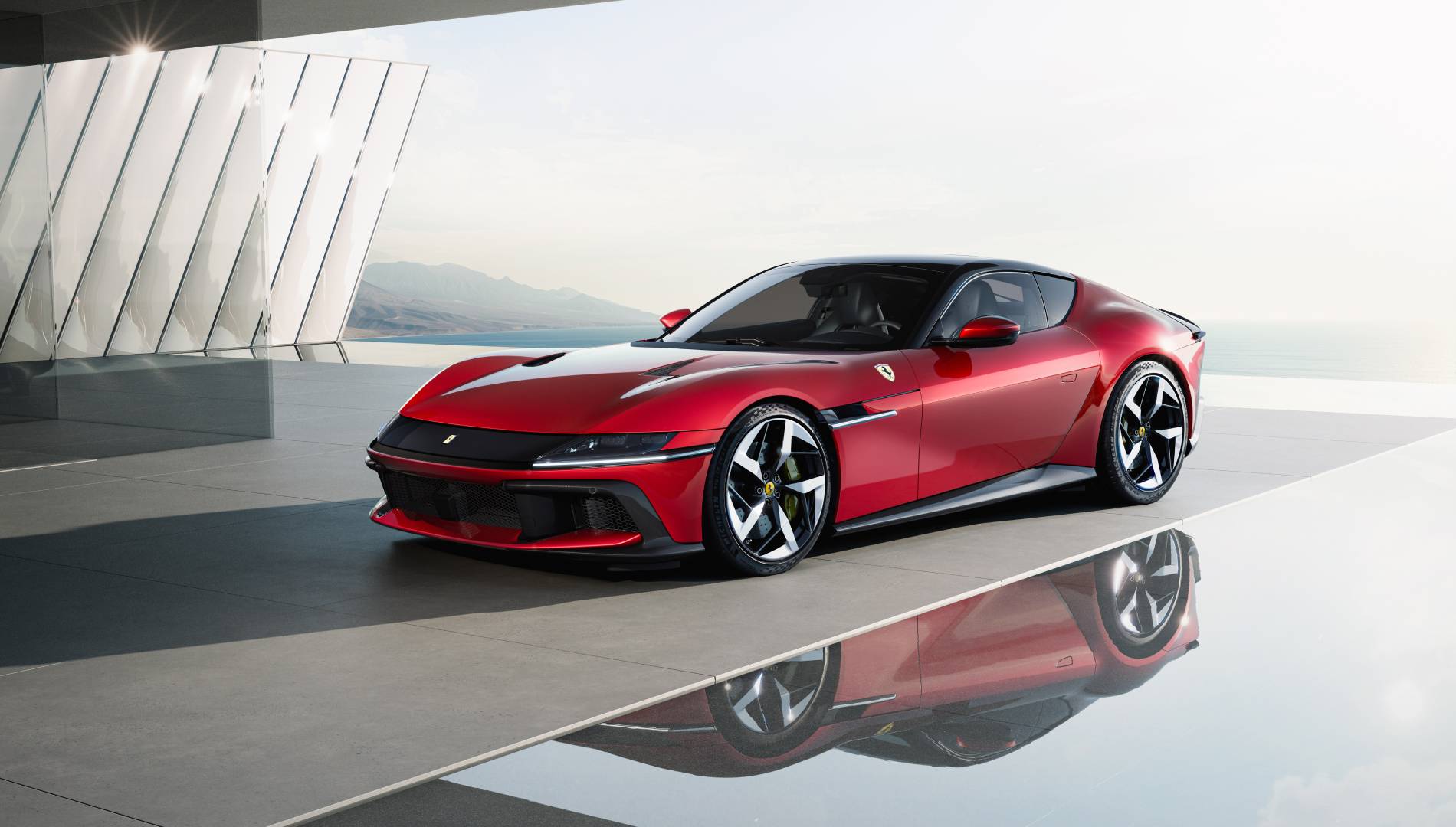 Larga vida a los motores V12 atmosféricos bienvenido Ferrari 12Cilindri, otro deportivo de ensueño
