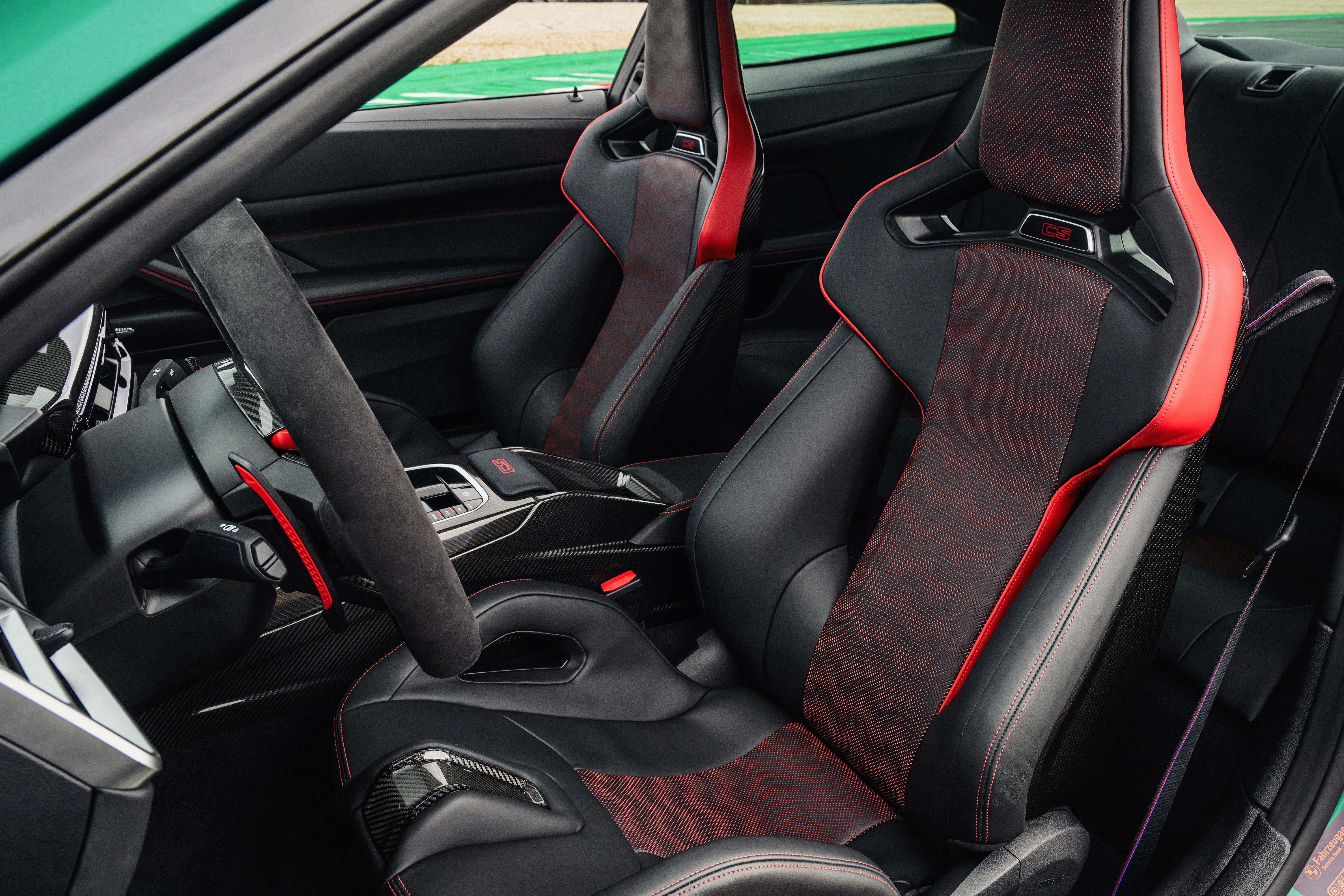 BMW M4 CS