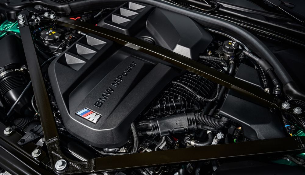 BMW M4 CS