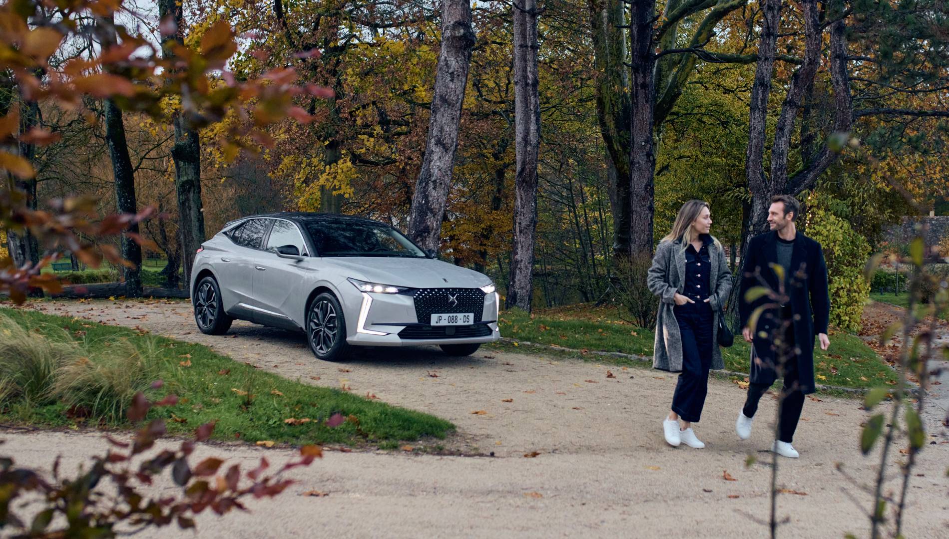 El DS 4 estrena motorización híbrida con etiqueta ECO con este interesante motor