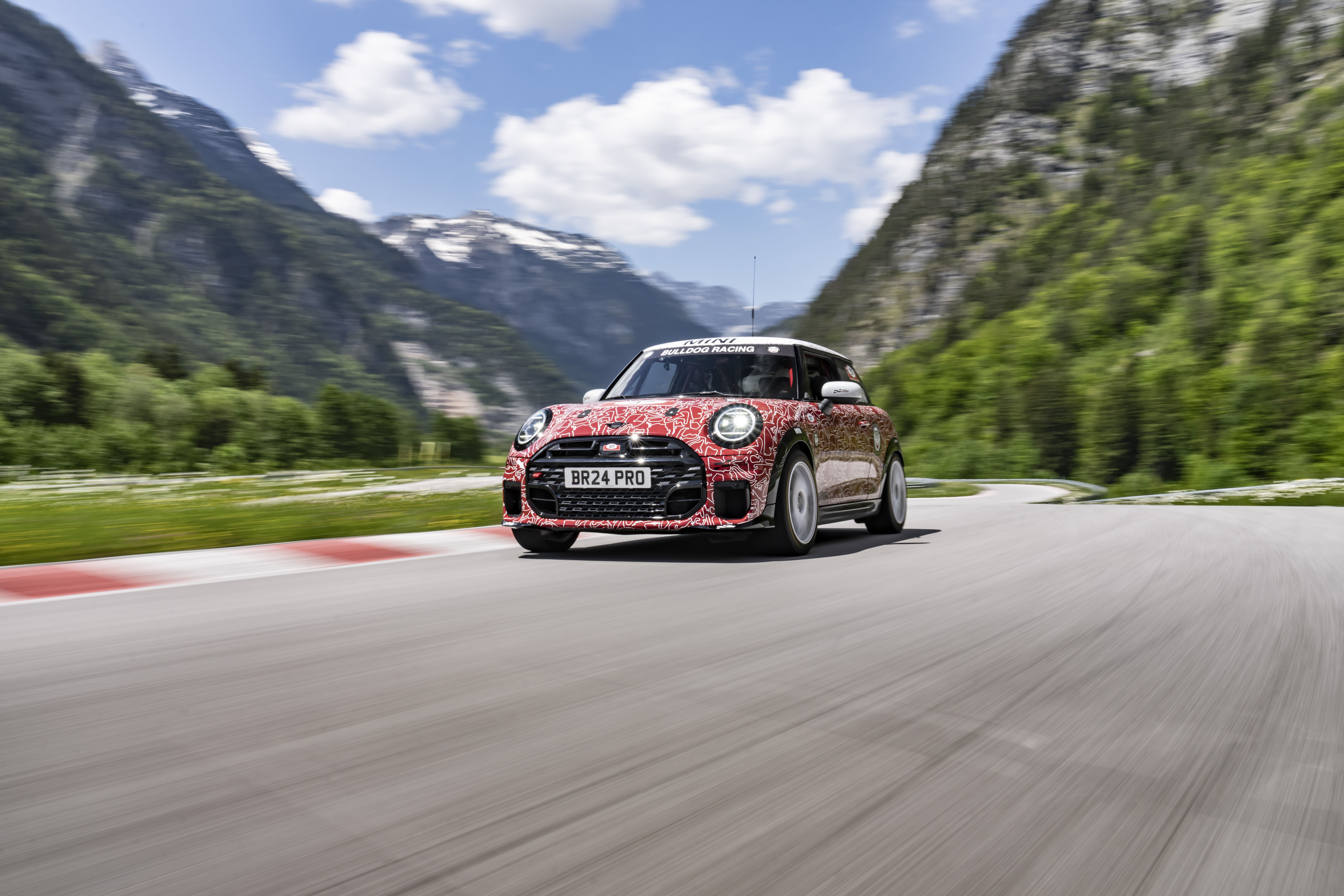 Mini John Cooper Works 2024