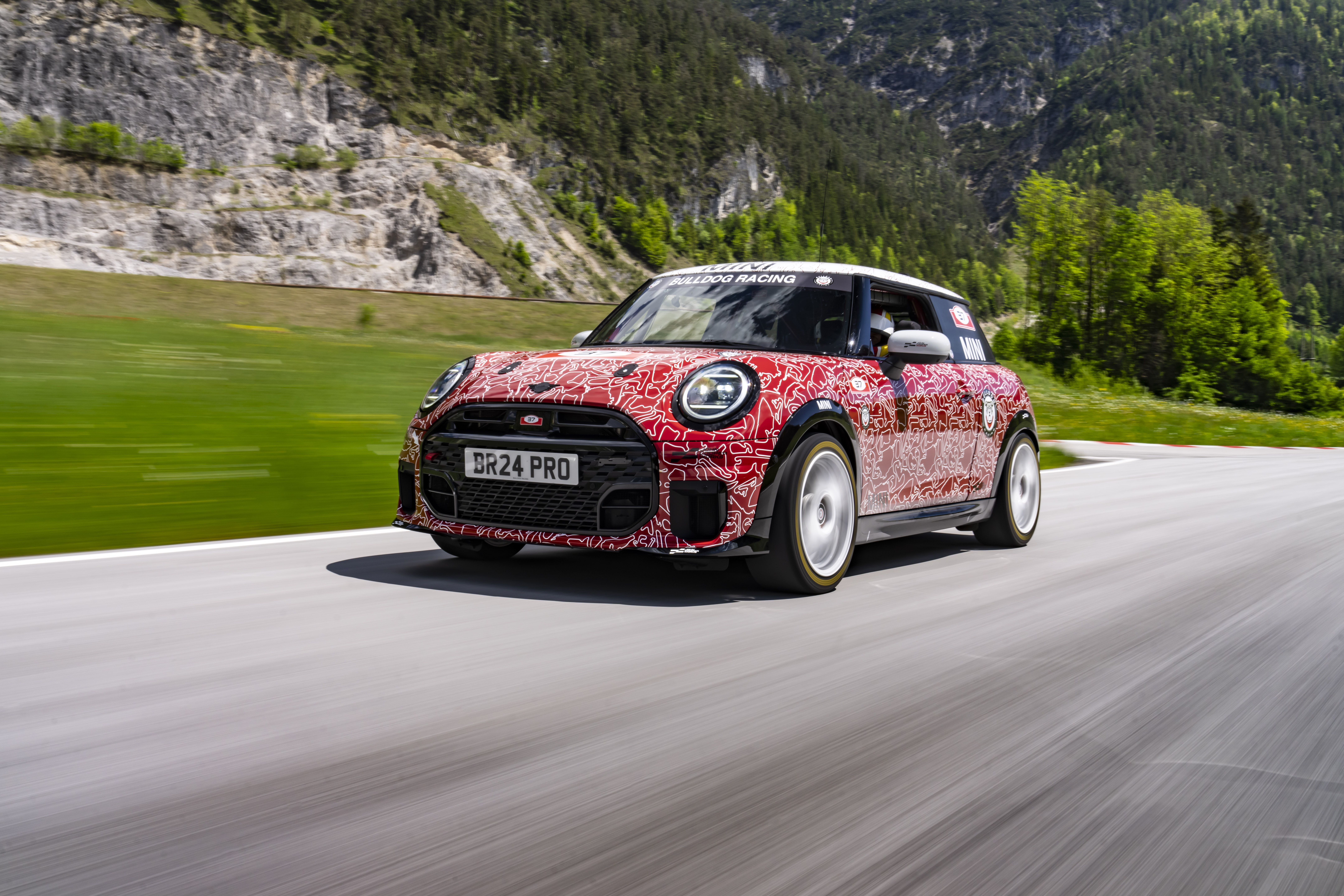 Mini John Cooper Works 2024