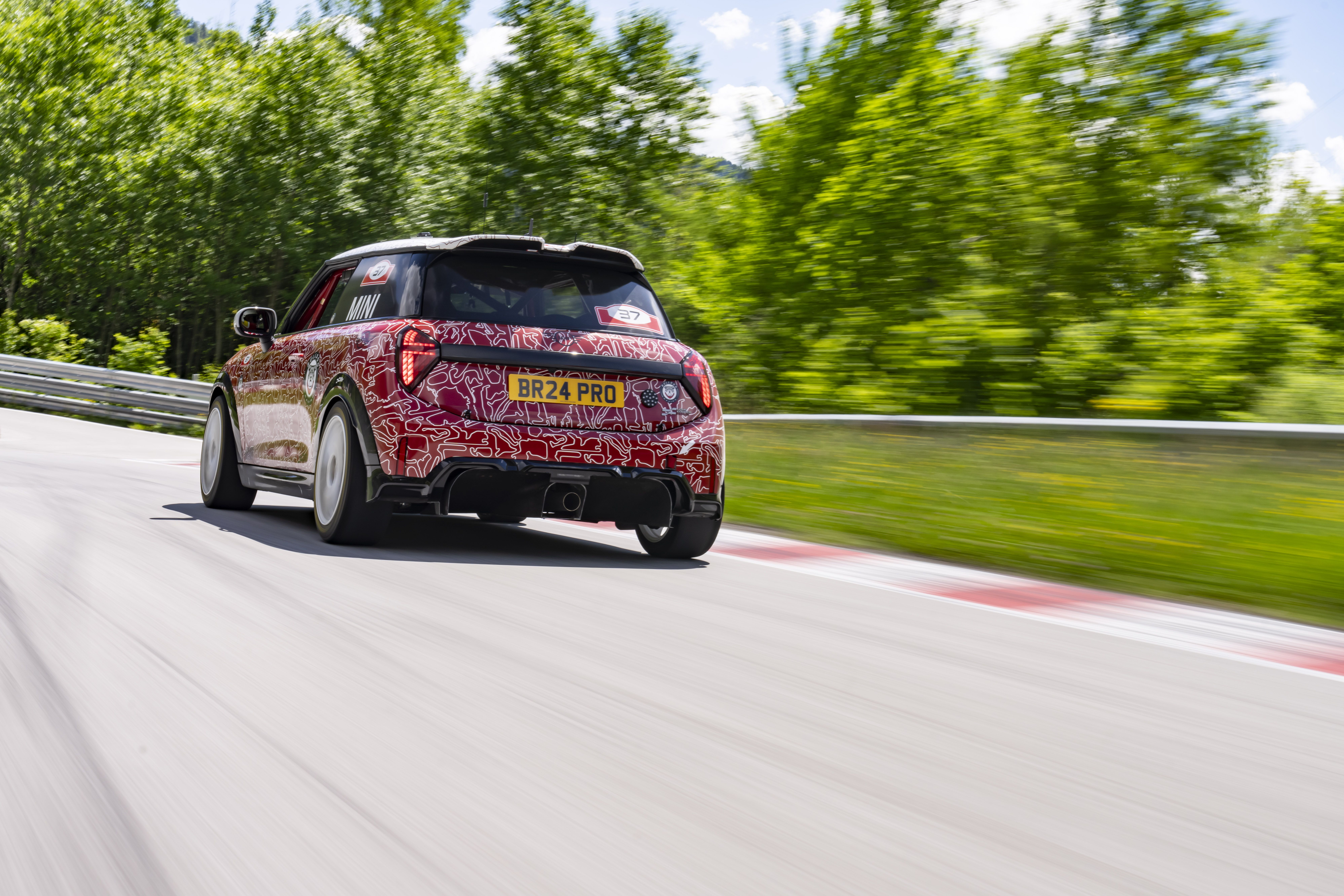Mini John Cooper Works 2024