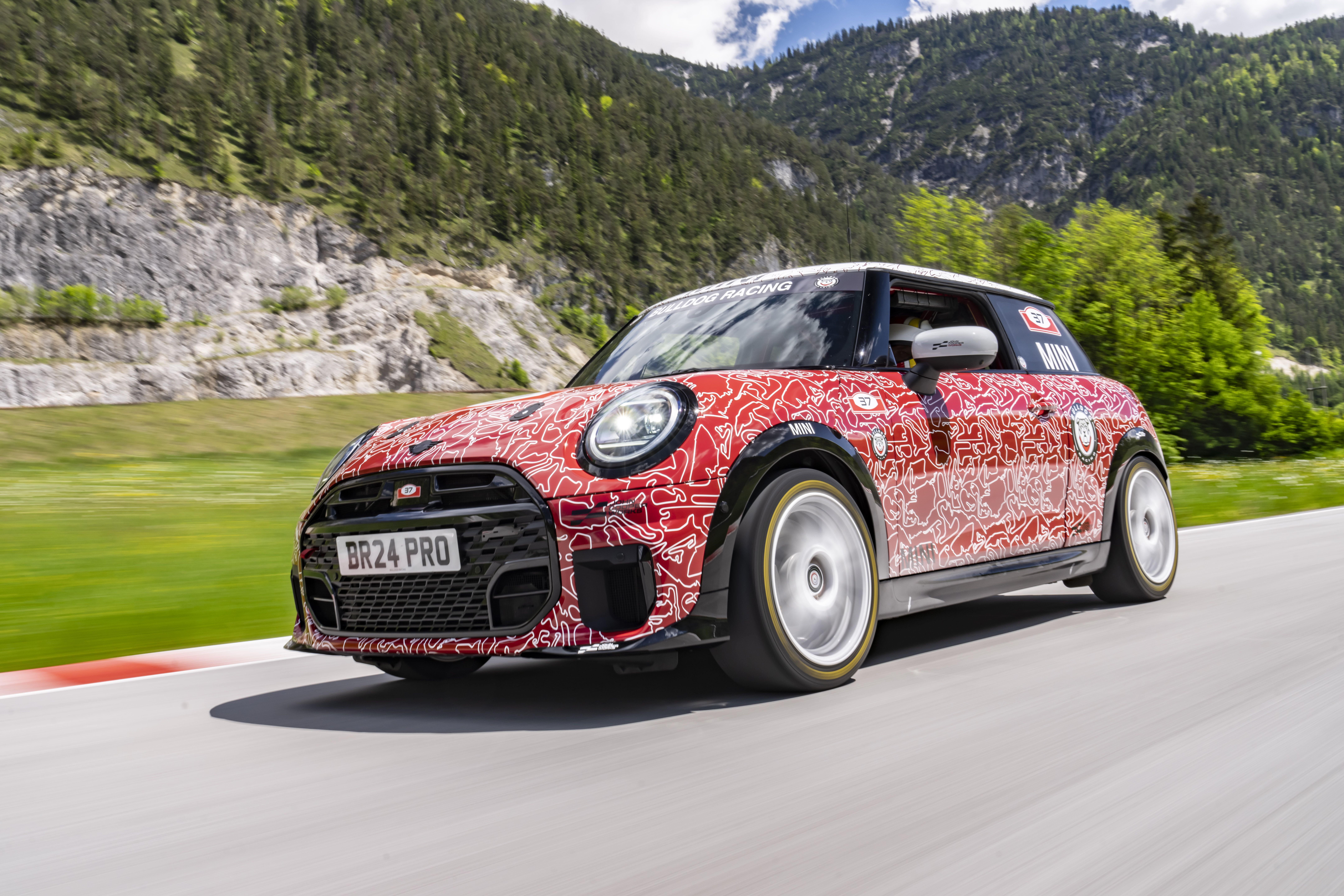 Mini John Cooper Works 2024
