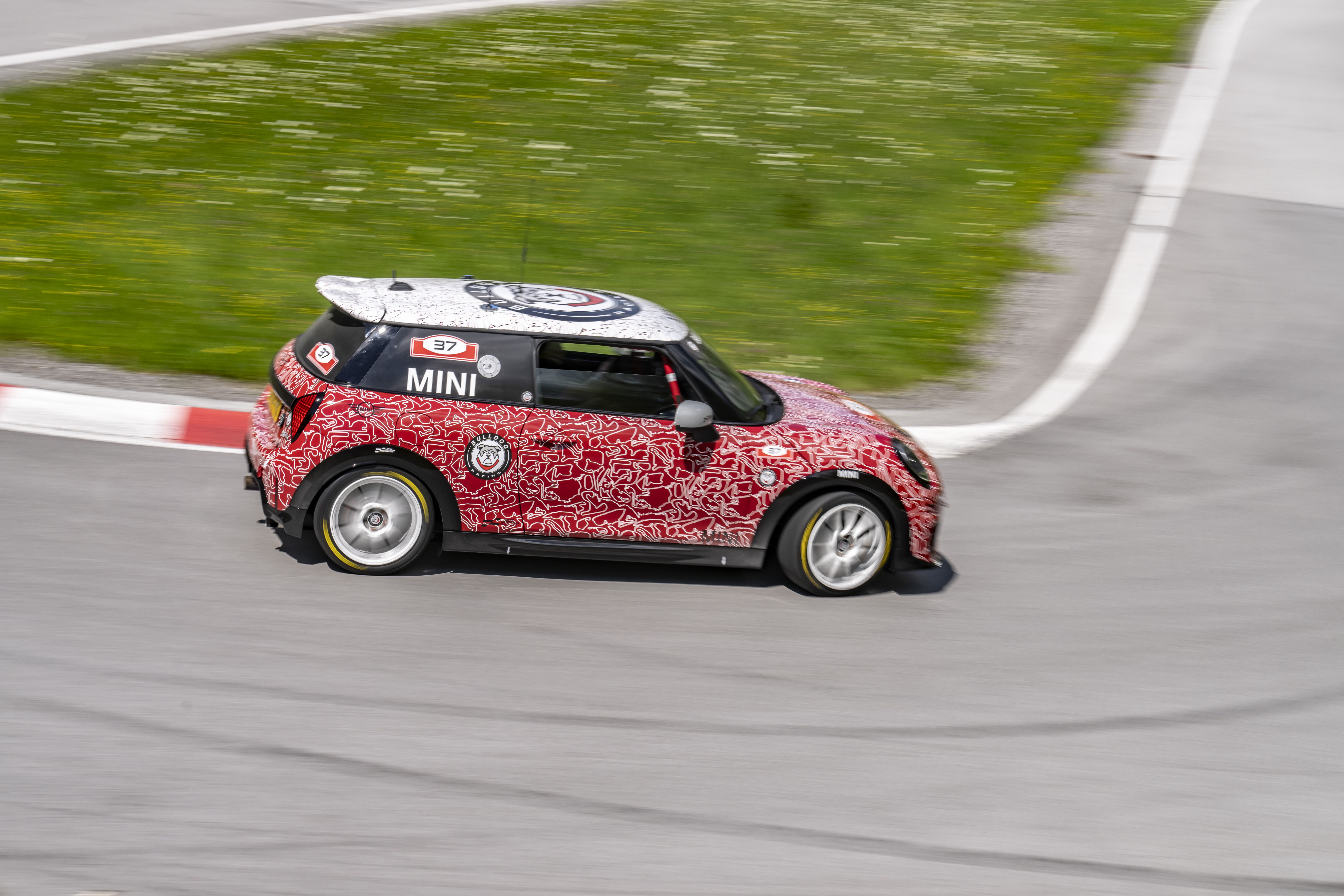 Mini John Cooper Works 2024