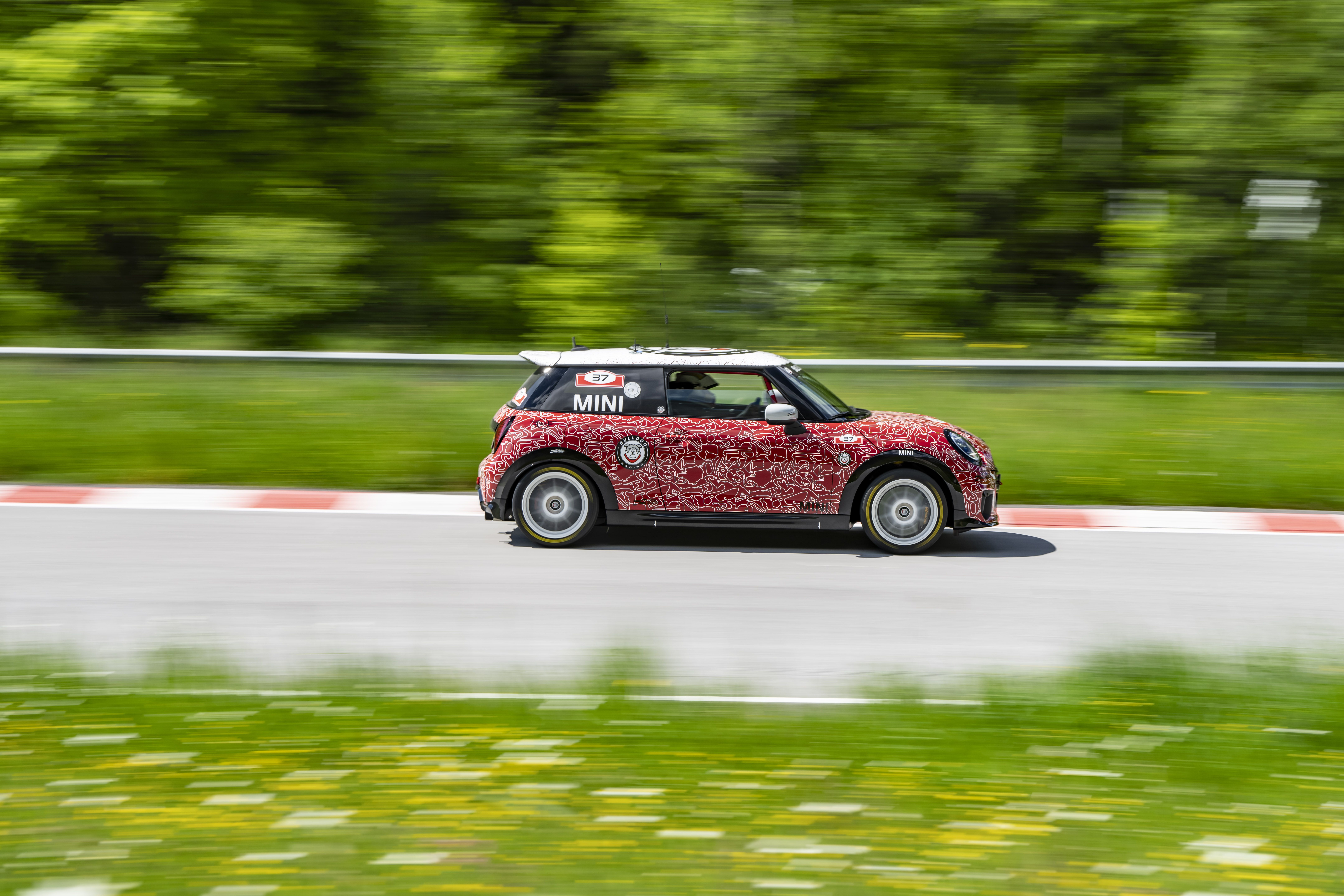 Mini John Cooper Works 2024