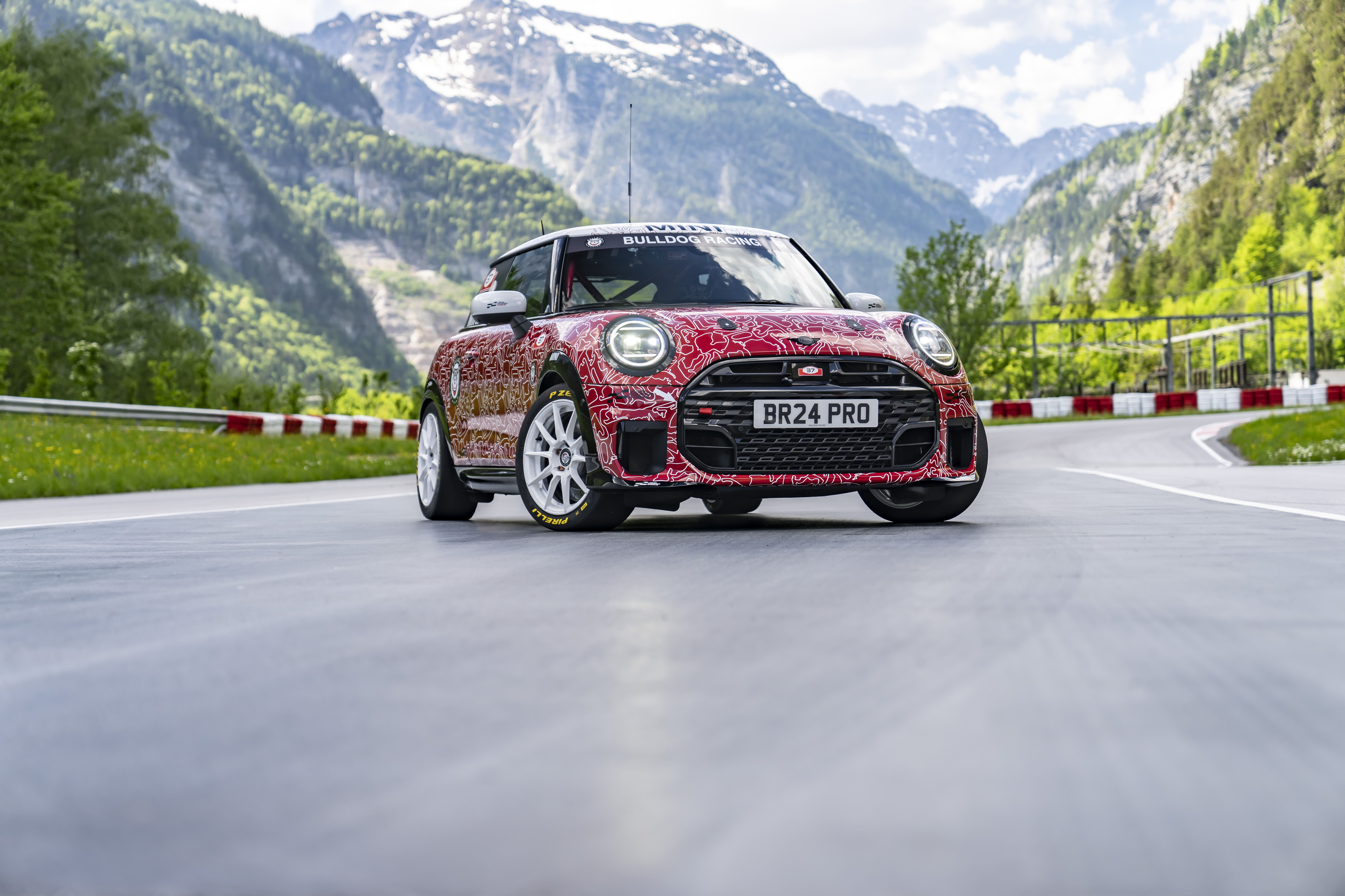 Mini John Cooper Works 2024