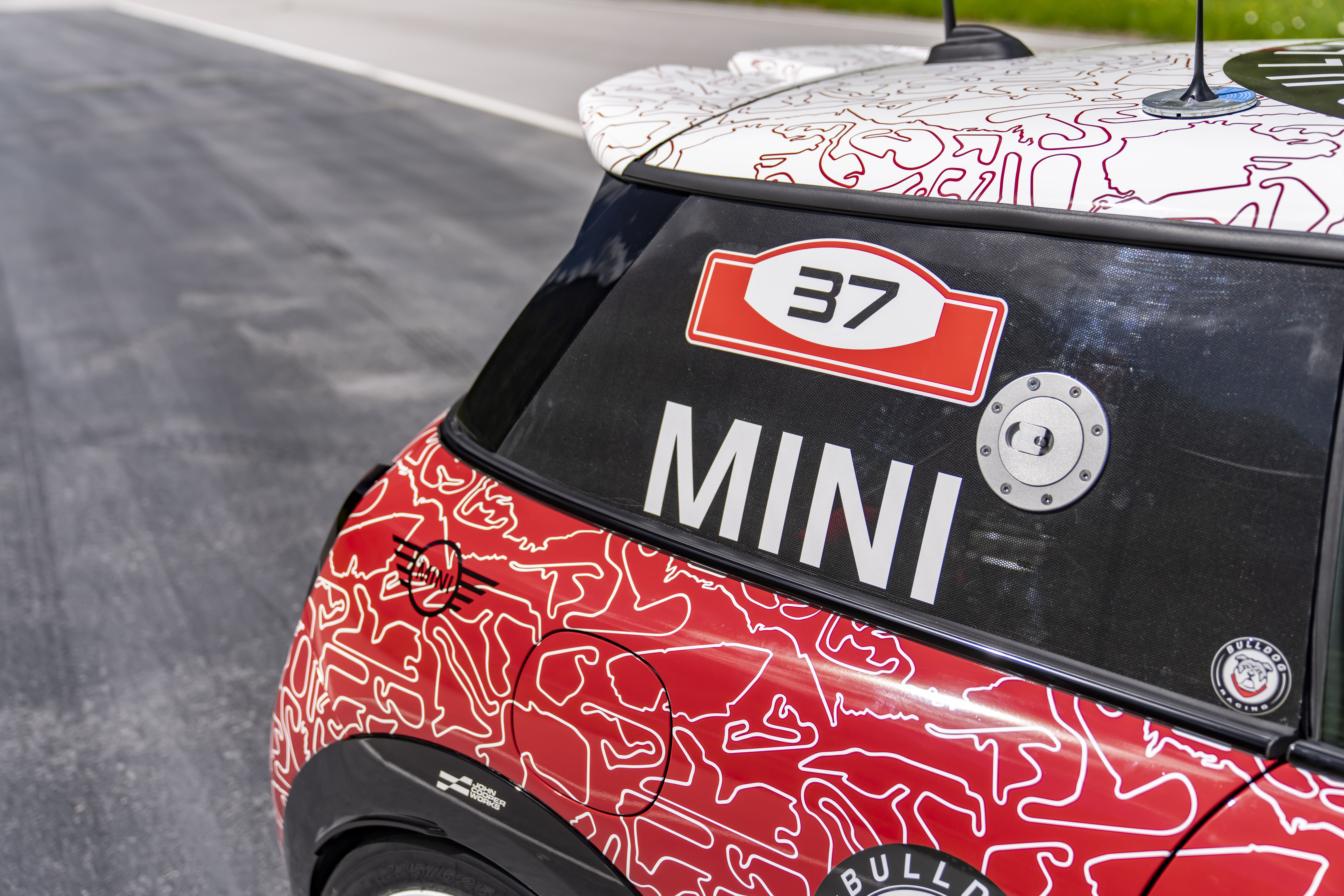 Mini John Cooper Works 2024