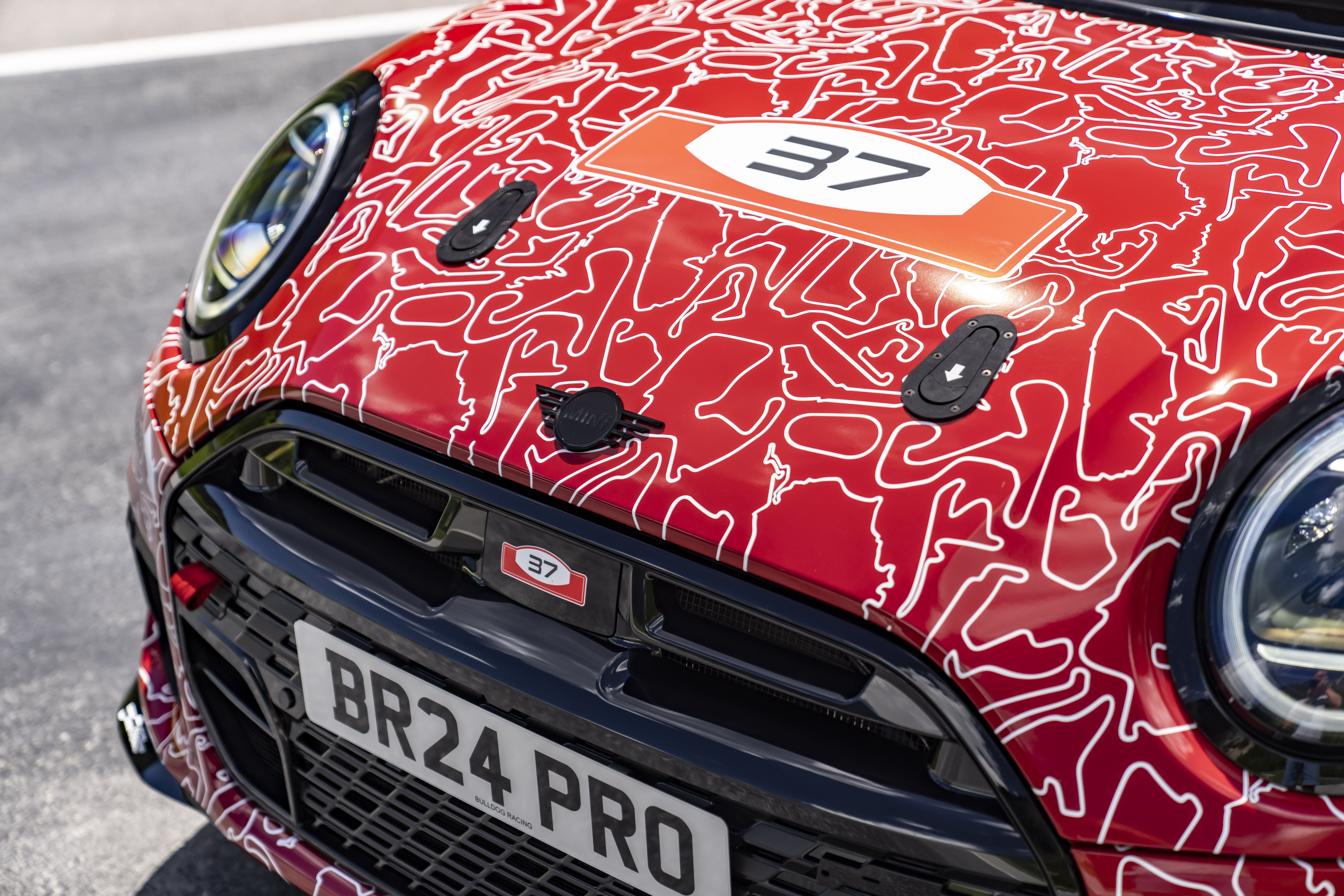 Mini John Cooper Works 2024