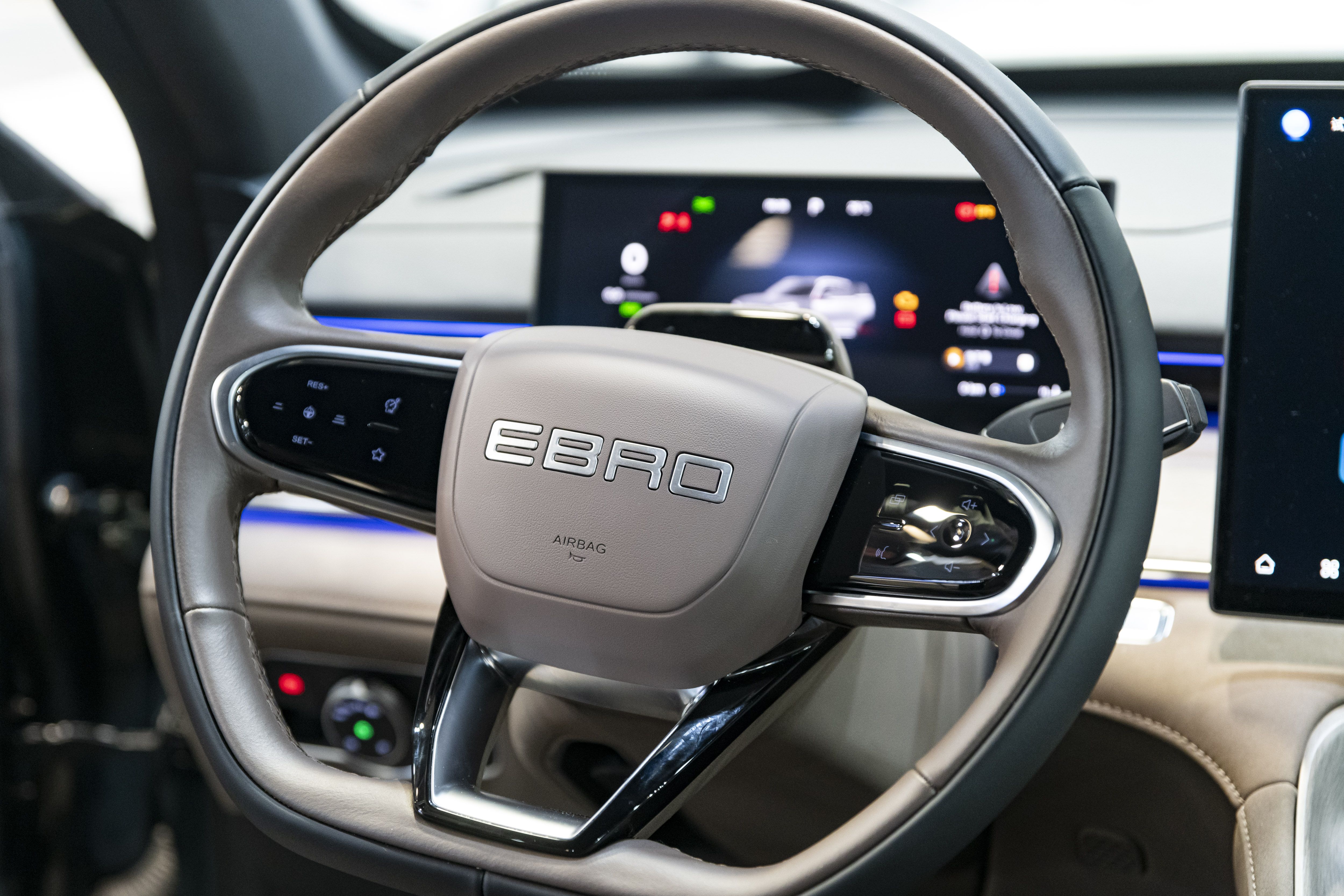 Ebro S800