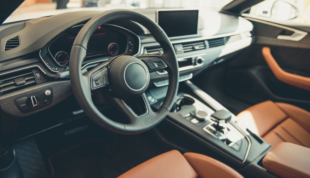 Tapizar el volante del coche
