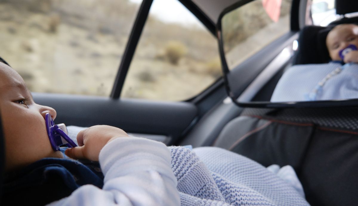 Espejo para bebé del coche: Todo lo que necesitas saber