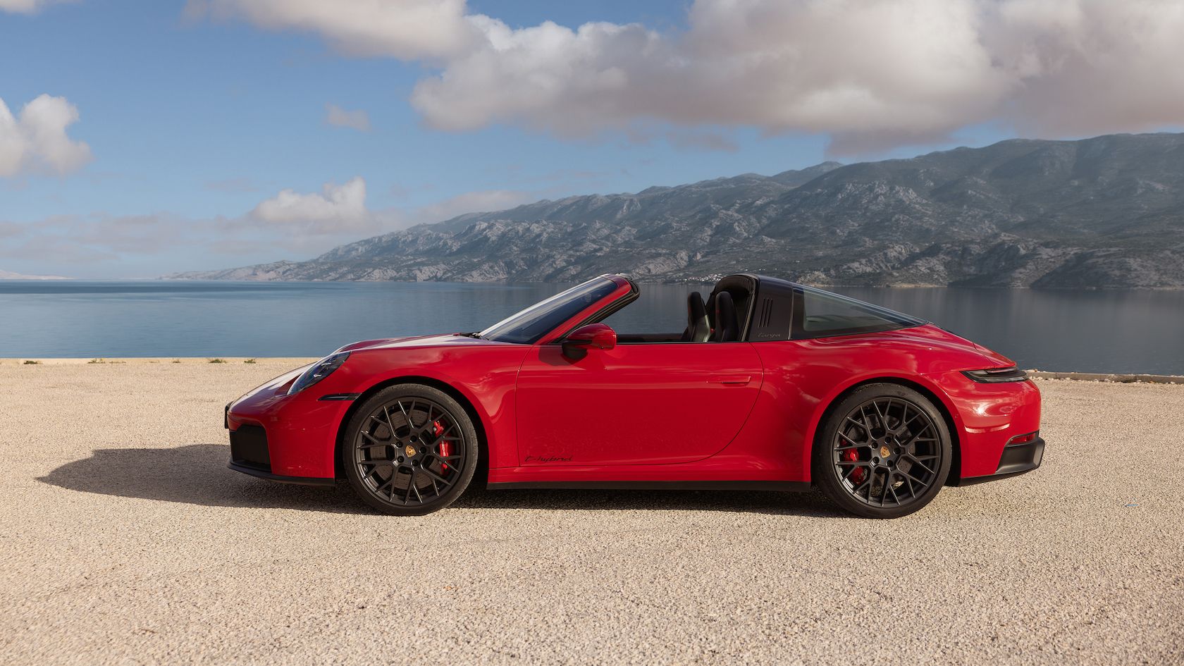 Porsche 911 Carrera 4 GTS