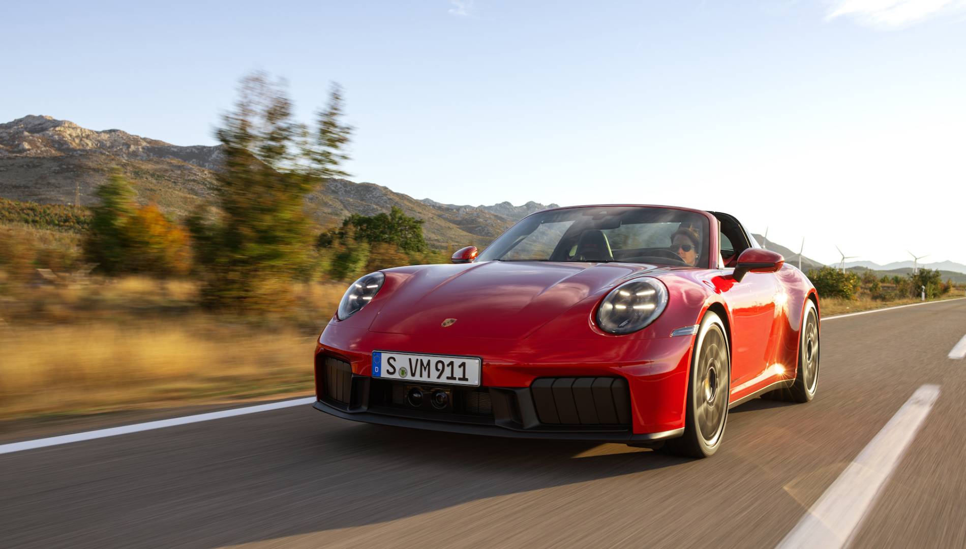 Porsche presenta el nuevo 911 más aerodinámico, potente y eco gracias su novedoso motor híbrido