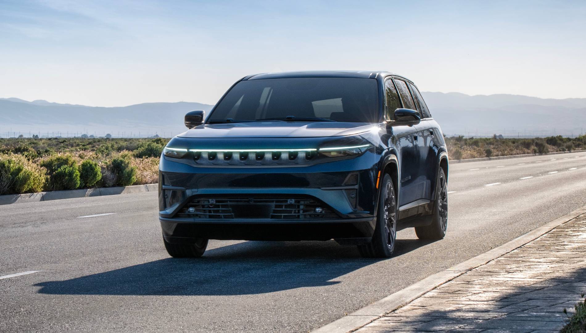 Novedades Jeep SUV eléctricos así es el distinguido Wagoneer S y anuncia otro por debajo de 25.000€