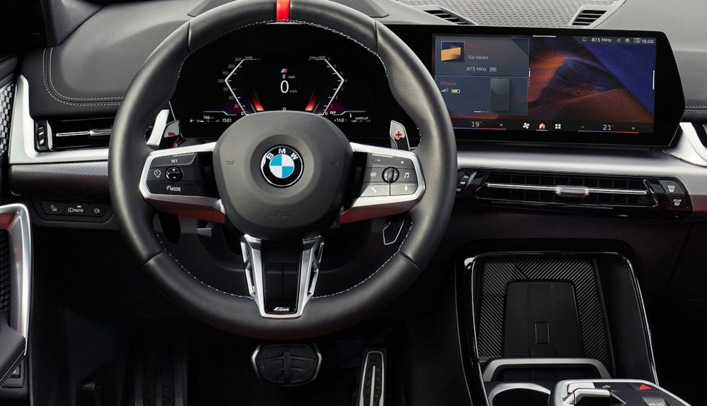 BMW X1 M35i 2024 1280 2e BMW X1 M35i 2024 1280 2e