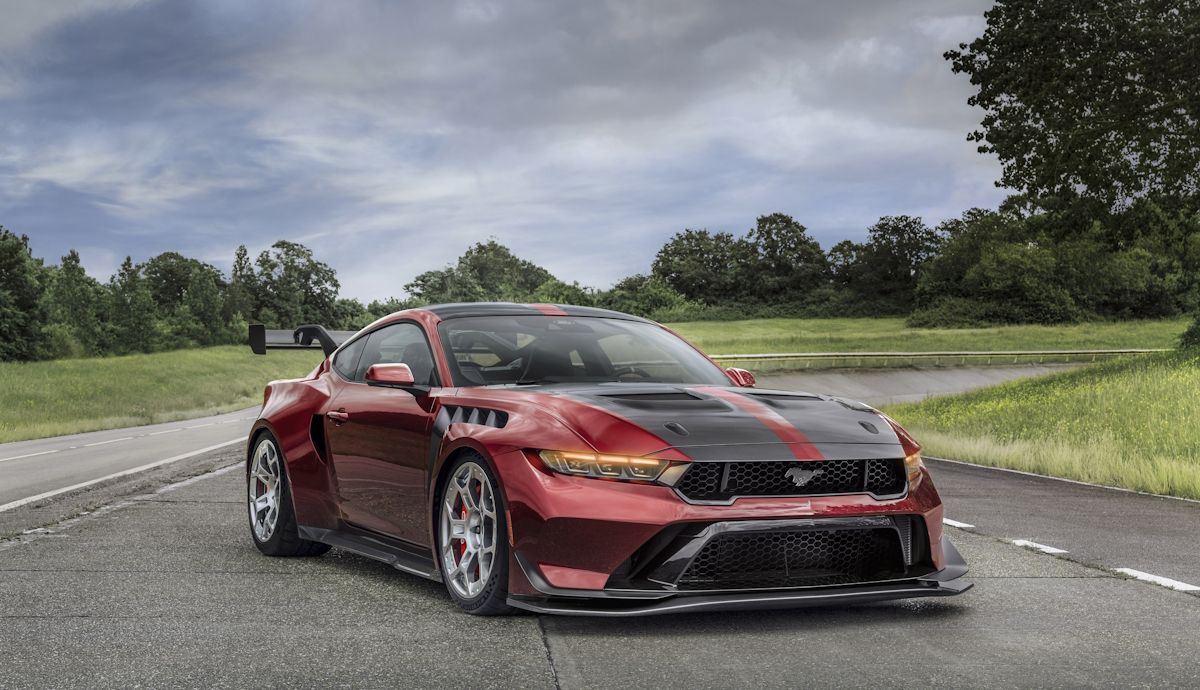 Es un deportivo de época, abre hoy pedidos y así es el nuevo Ford Mustang GTD