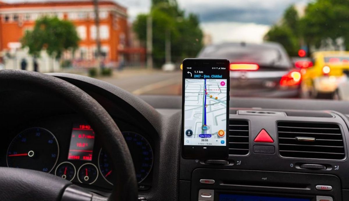 Configura ya así Waze para que vuelva a avisarte de todos los radares que hay en las carreteras
