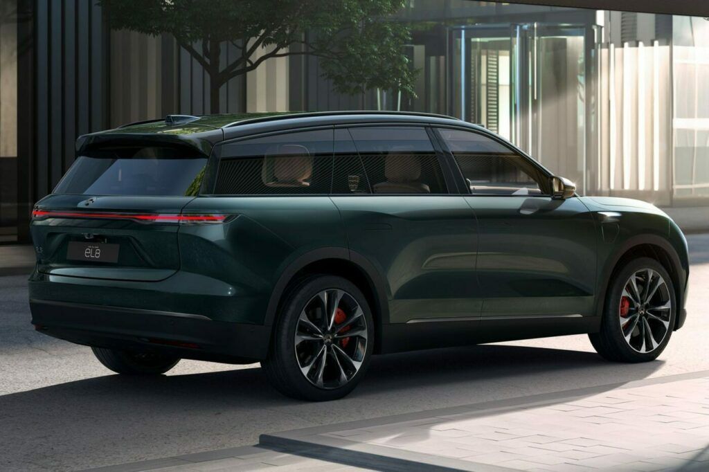 Nio EL8