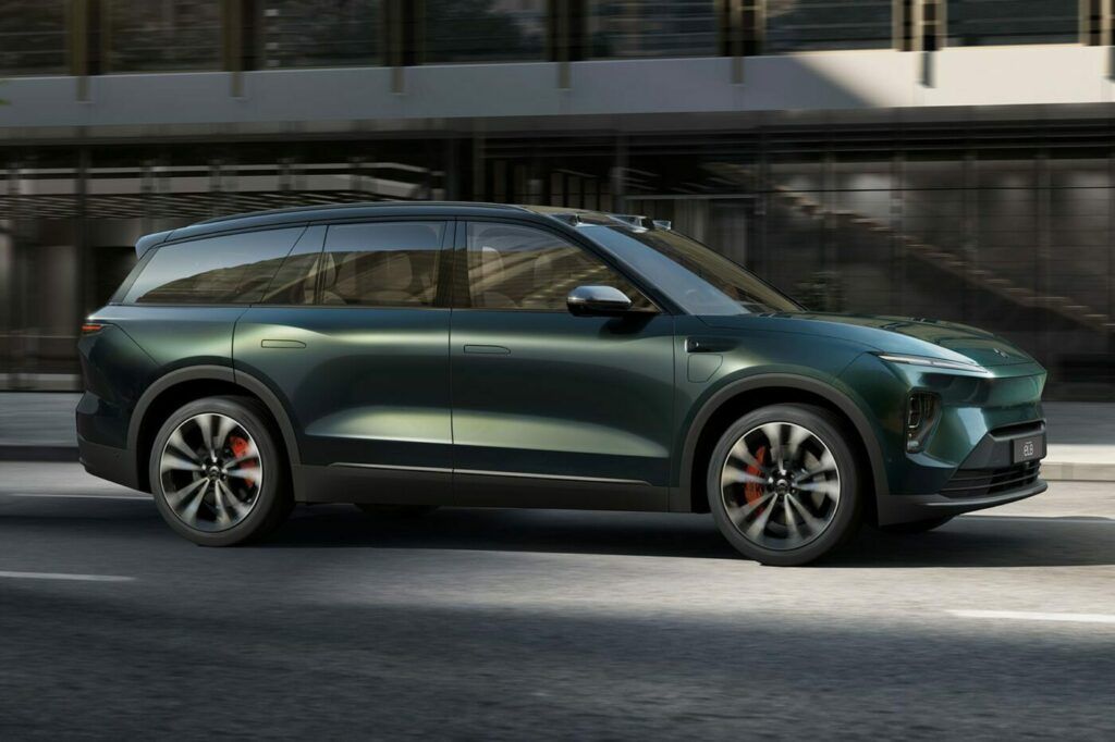 Nio EL8