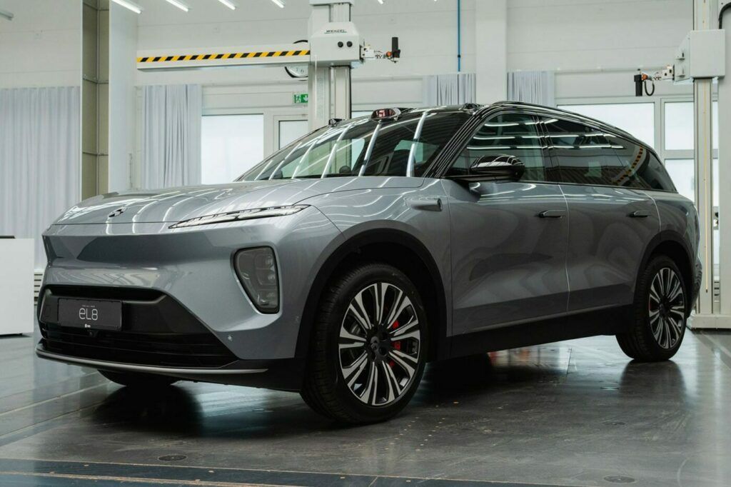 Nio EL8