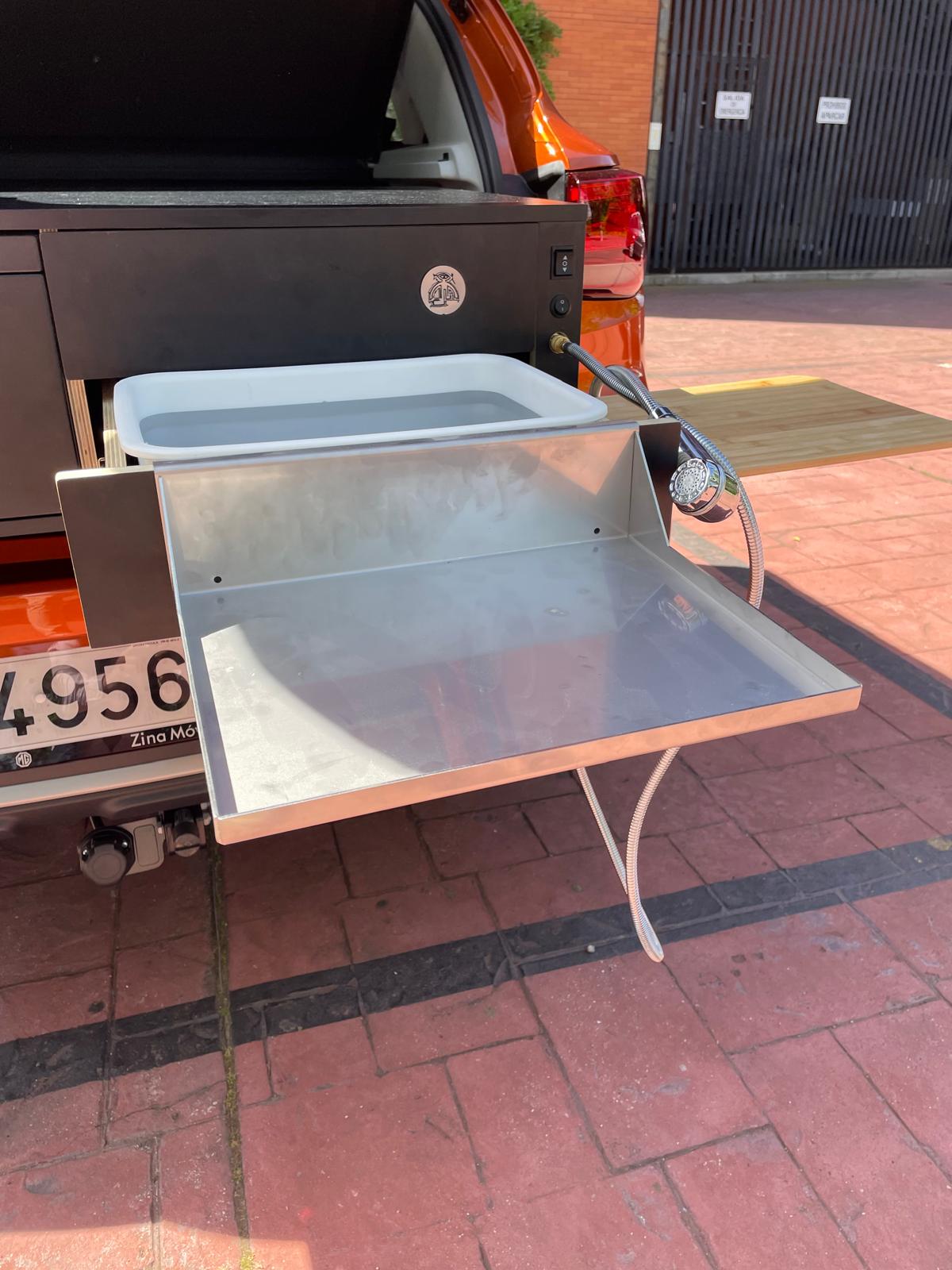 MG ZS camper by Cíclope