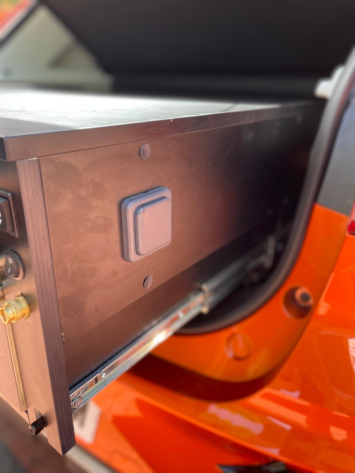 MG ZS camper by Cíclope