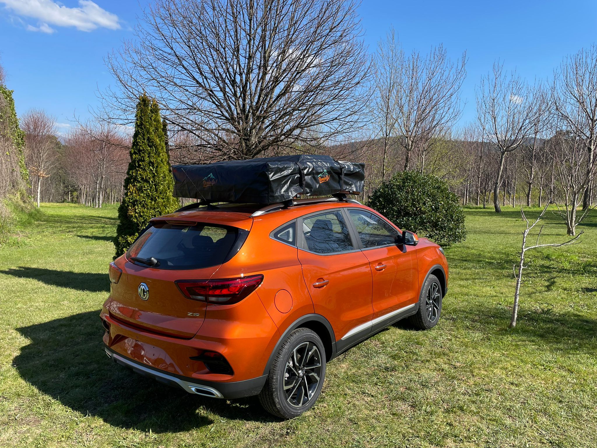 MG ZS camper by Cíclope