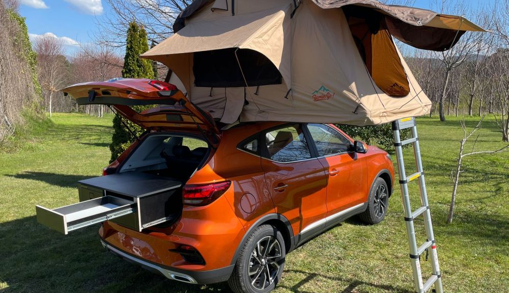 MG ZS camper by Cíclope