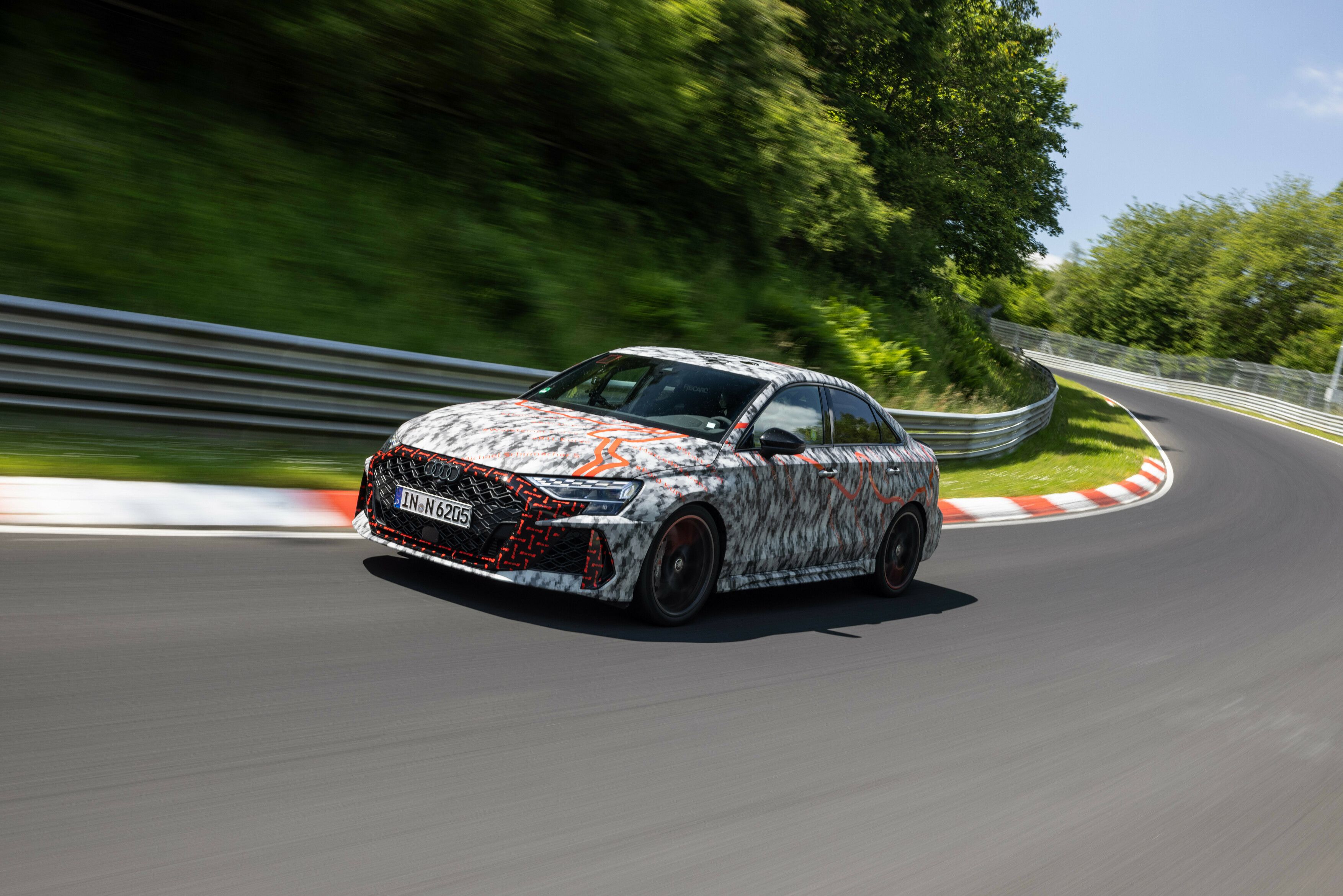 Audi RS 3 récord Nürburgring