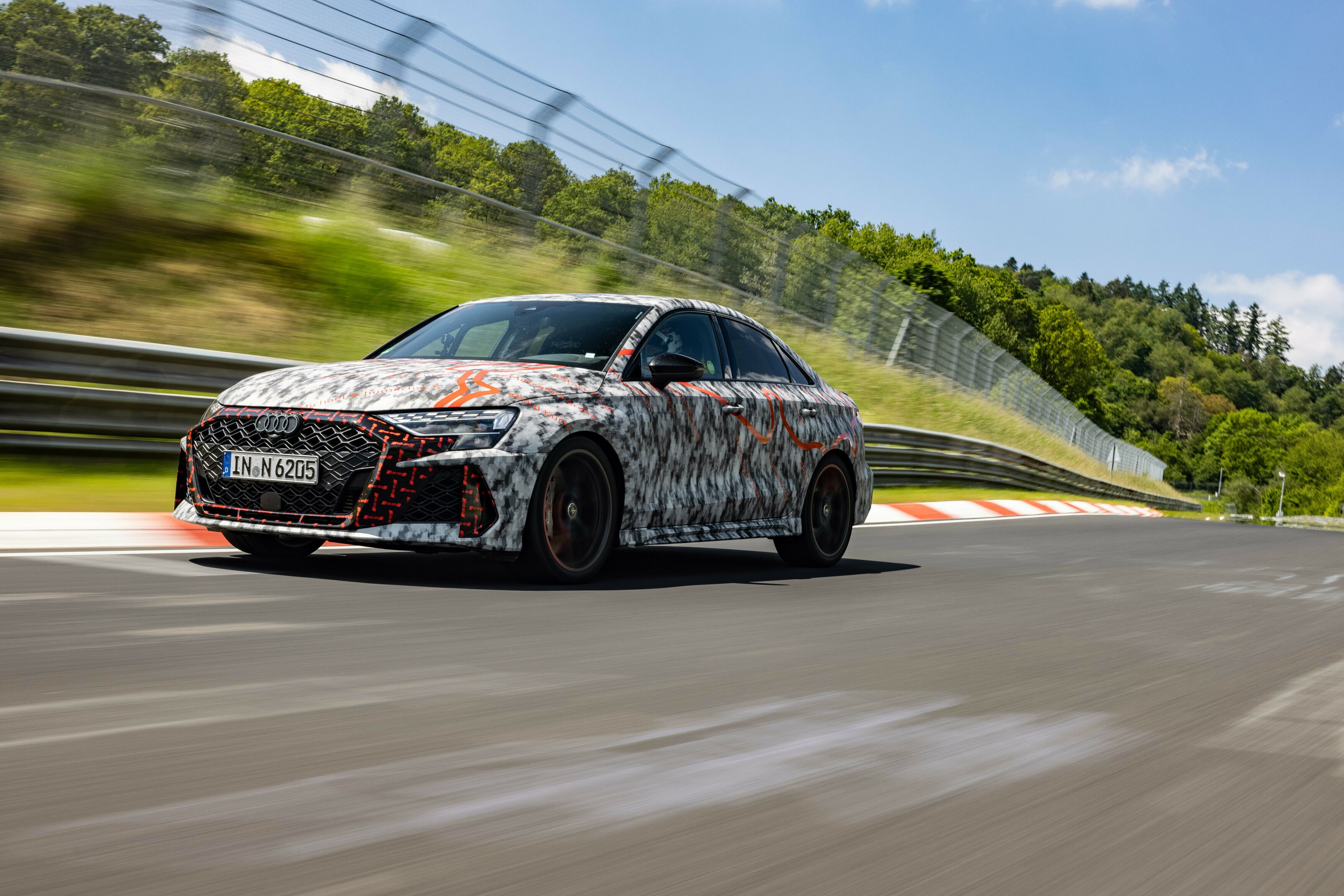 Audi RS 3 récord Nürburgring