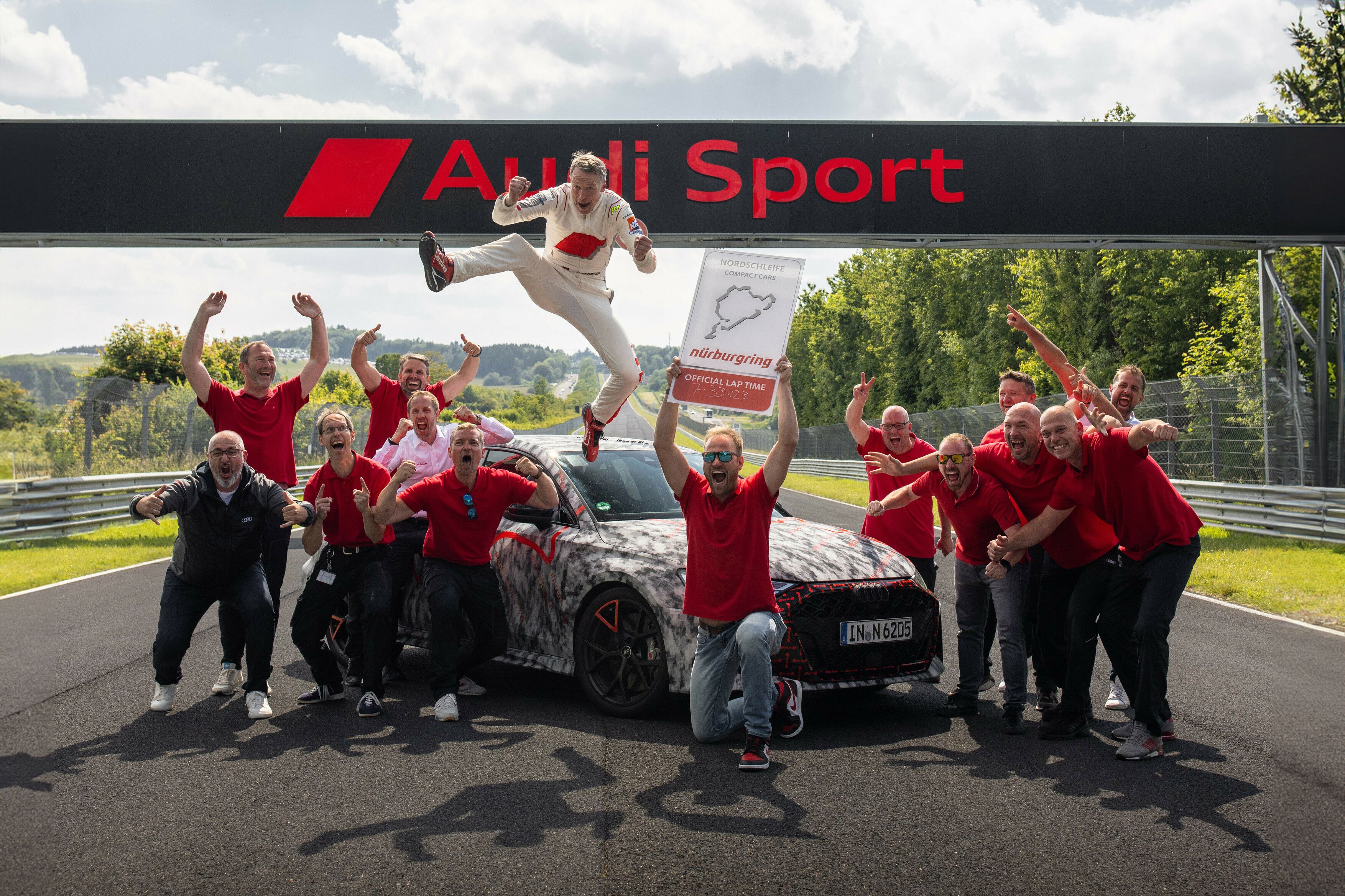 Audi RS 3 récord Nürburgring