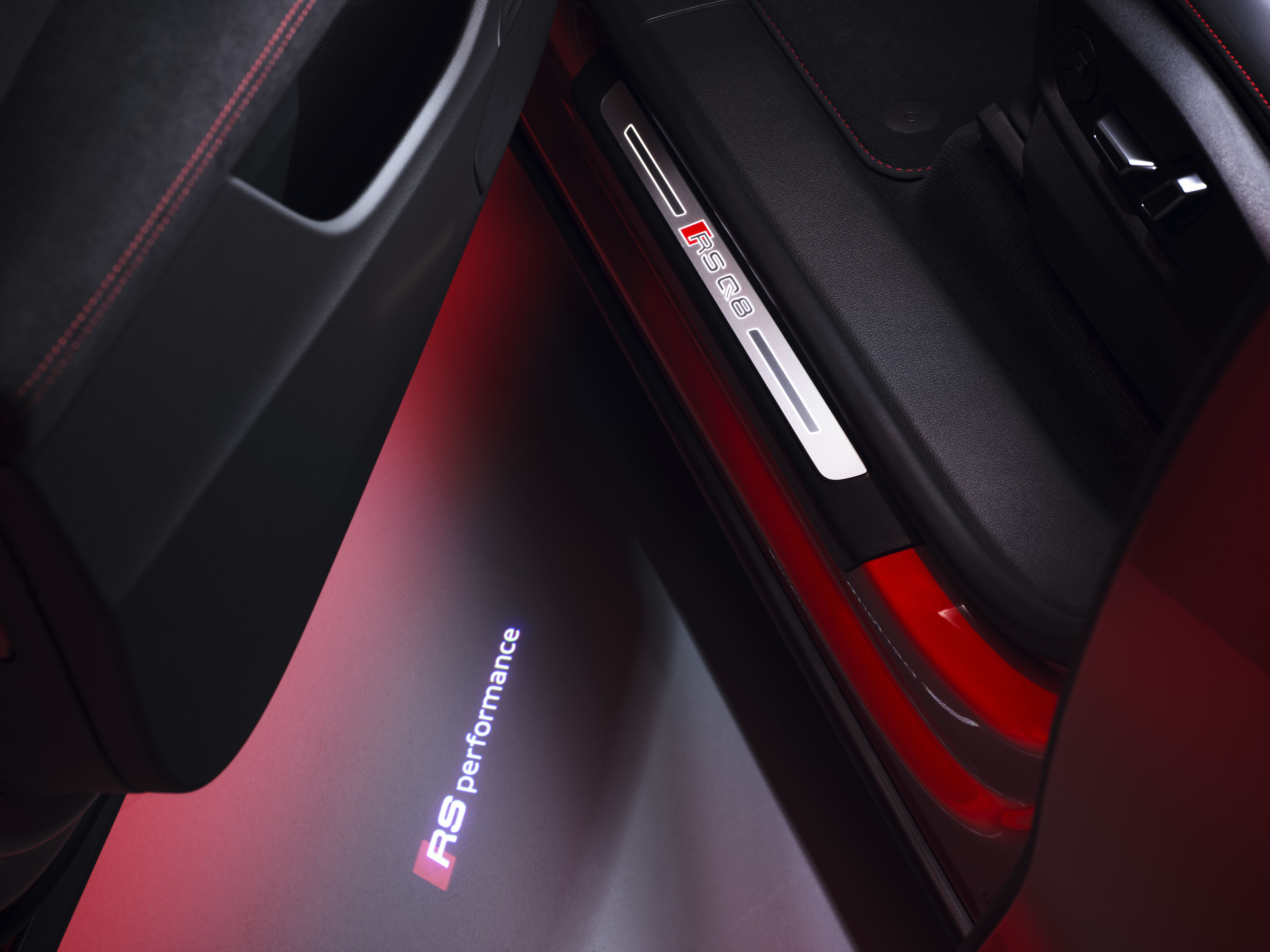Audi RS Q8 performance