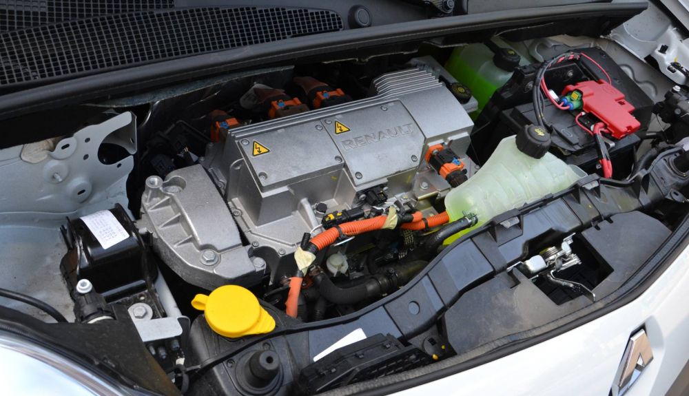 ¿Qué zonas del coche necesitan más mantenimiento en un eléctrico? El mejor mecánico español responde