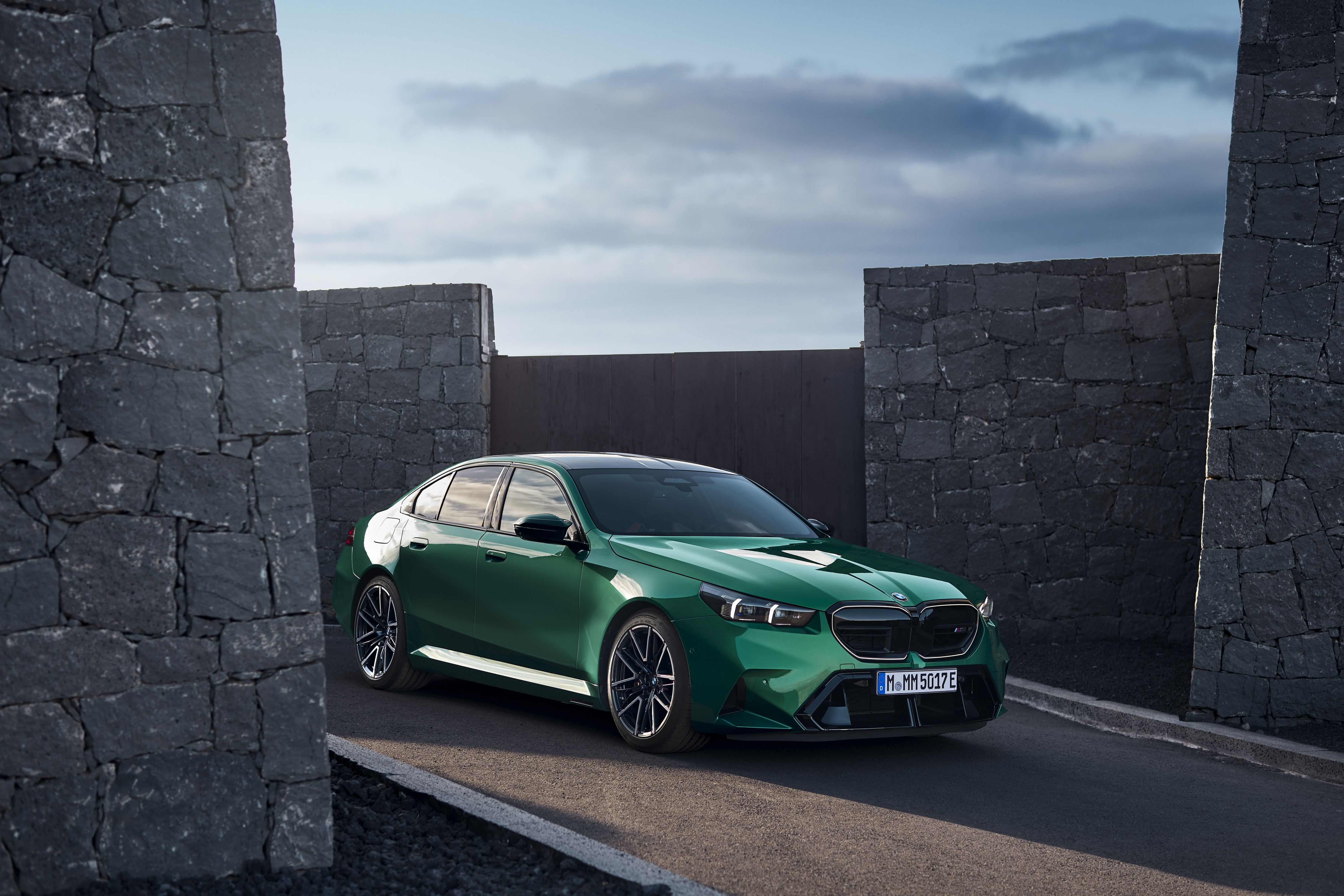 BMW M5 2024