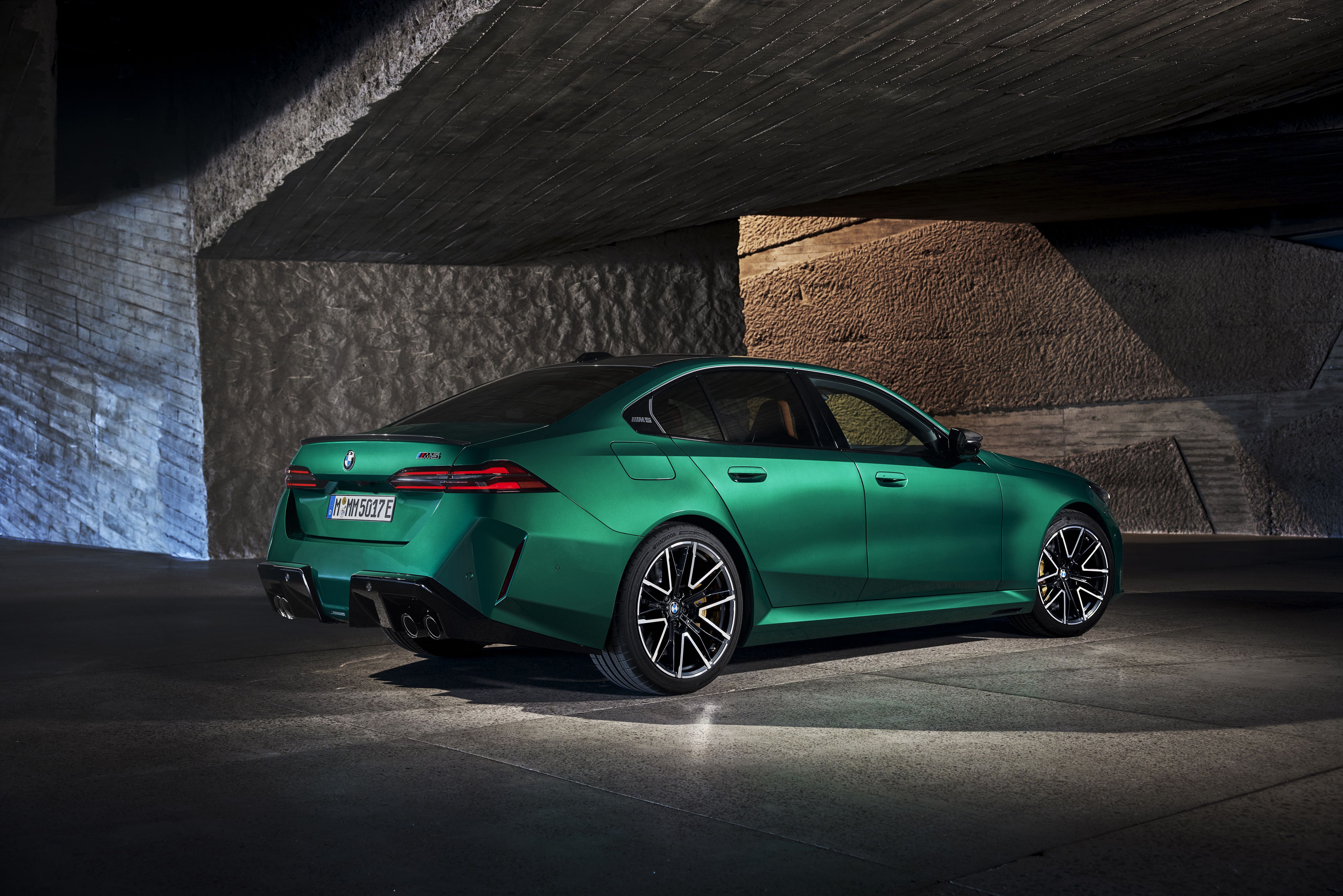 BMW M5 2024