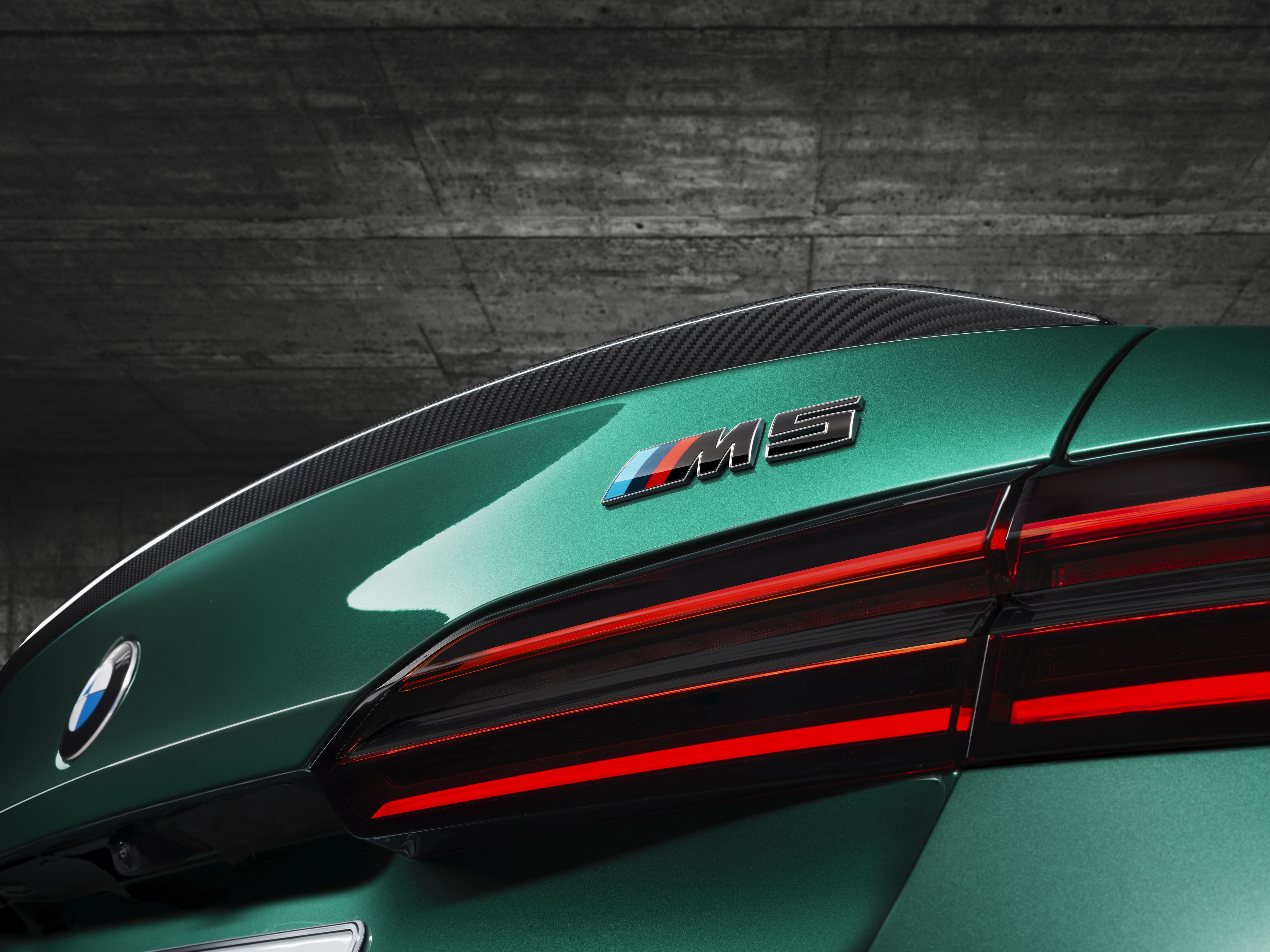 BMW M5 2024