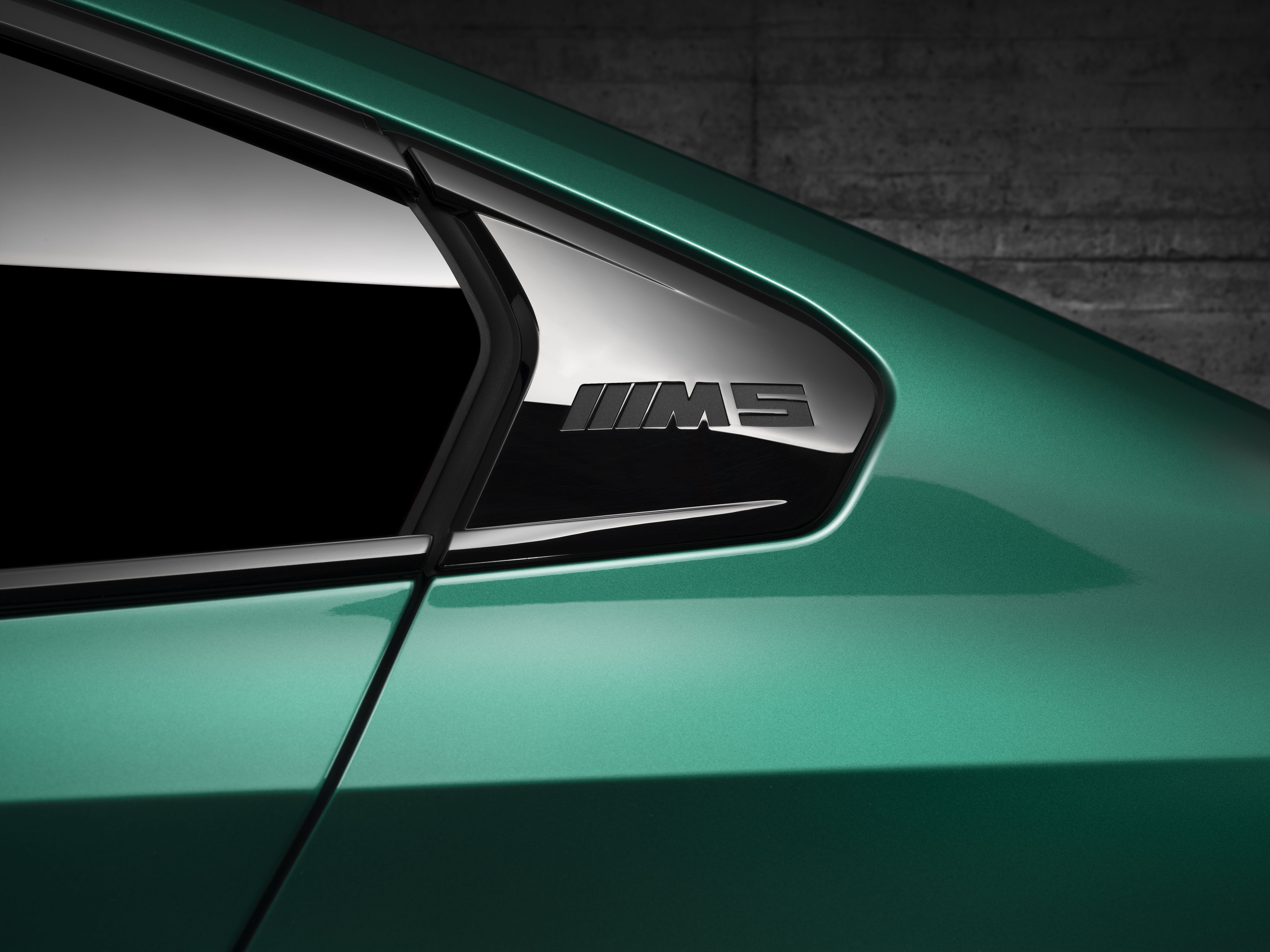 BMW M5 2024