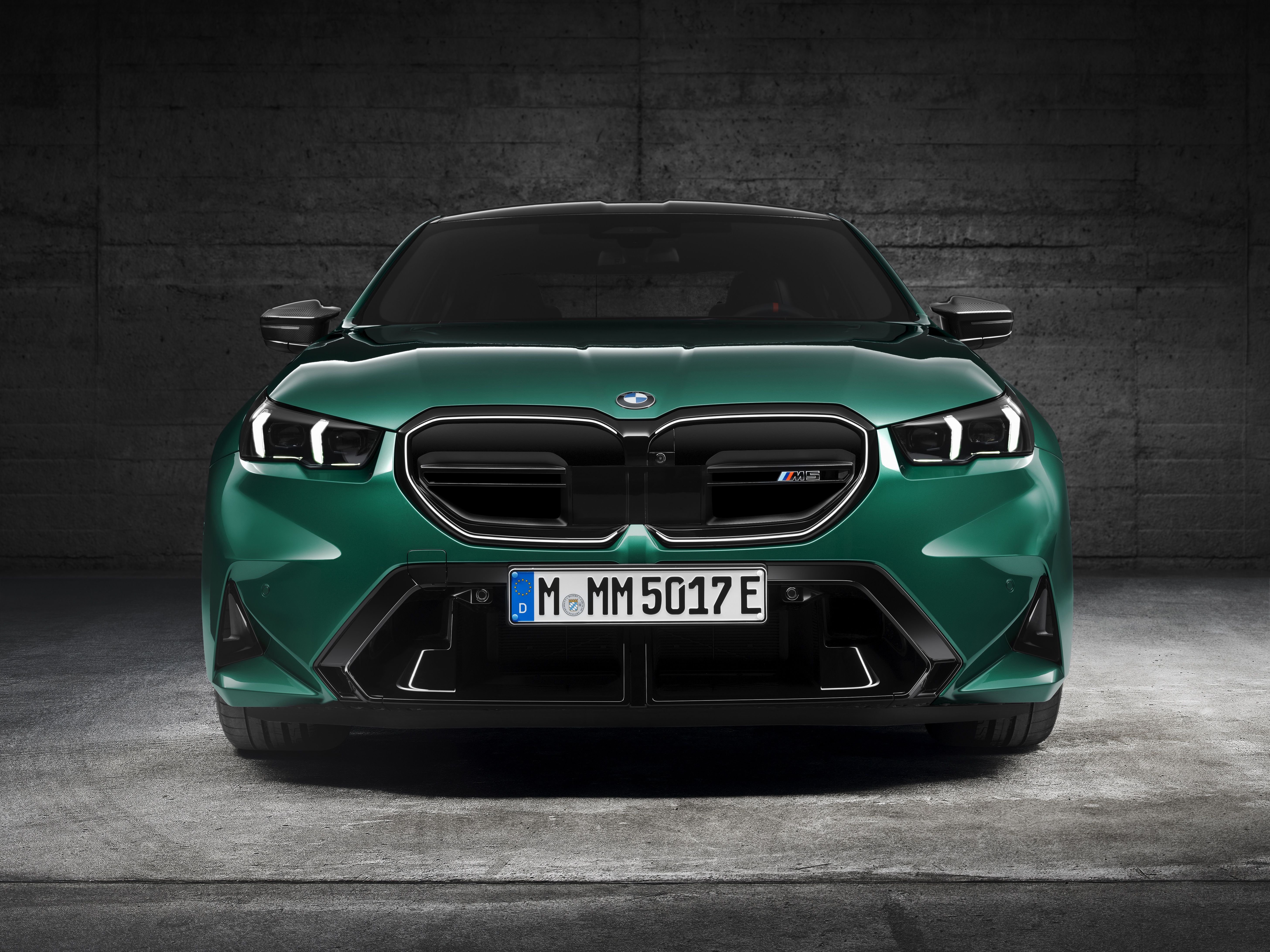 BMW M5 2024