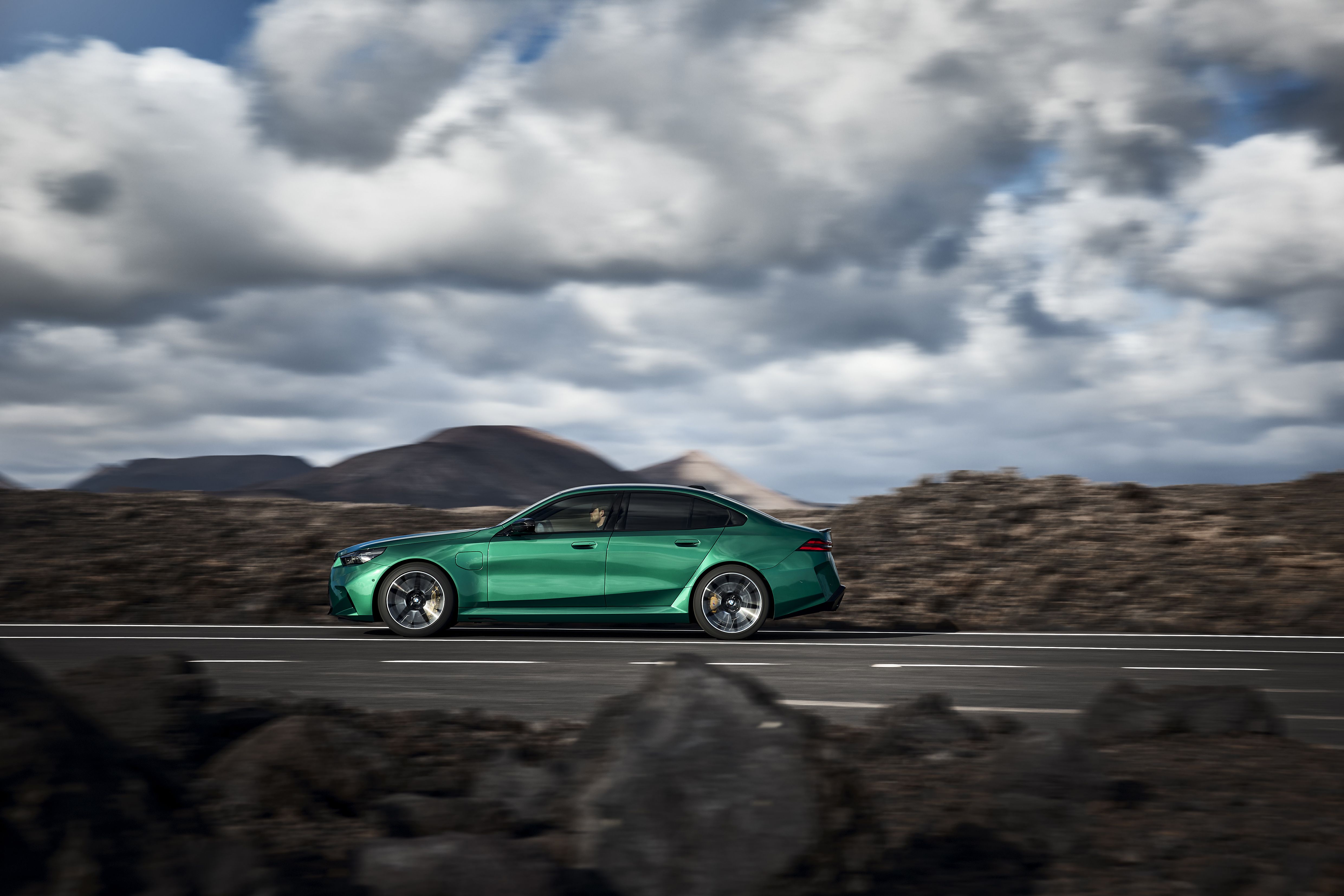 BMW M5 2024
