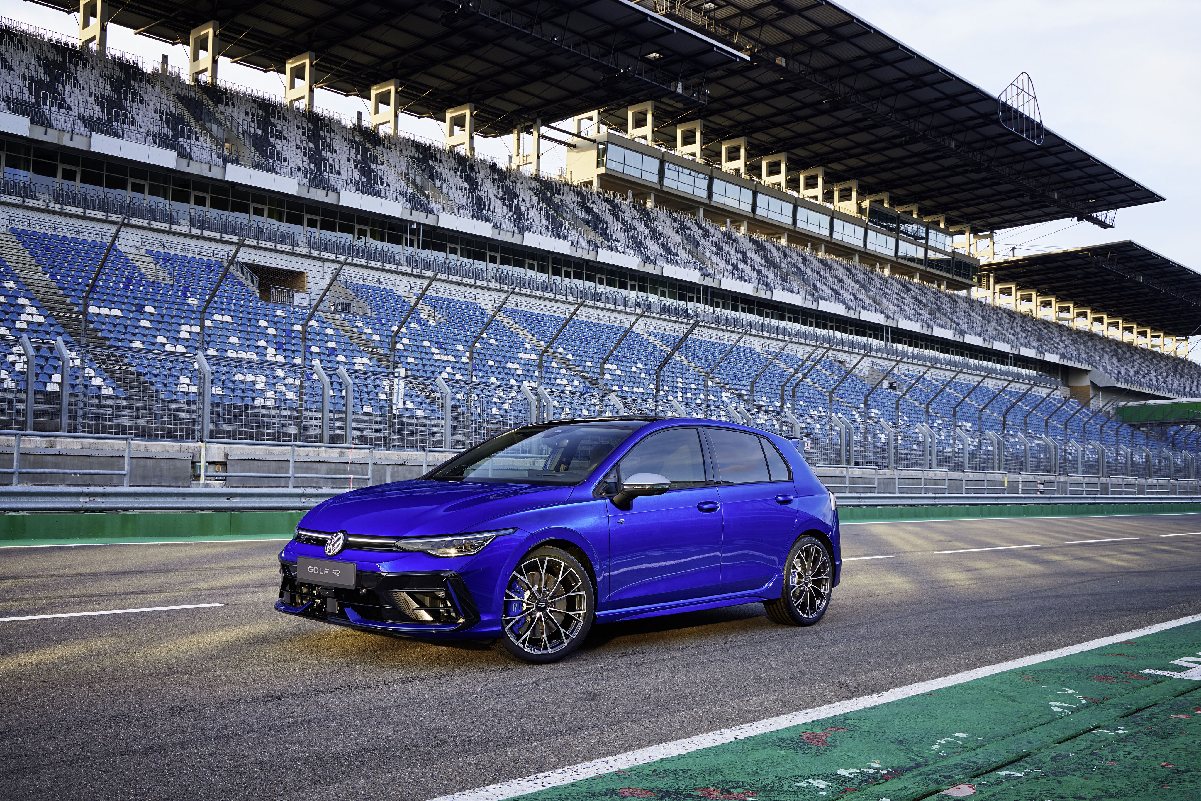 Volkswagen Golf R 2024